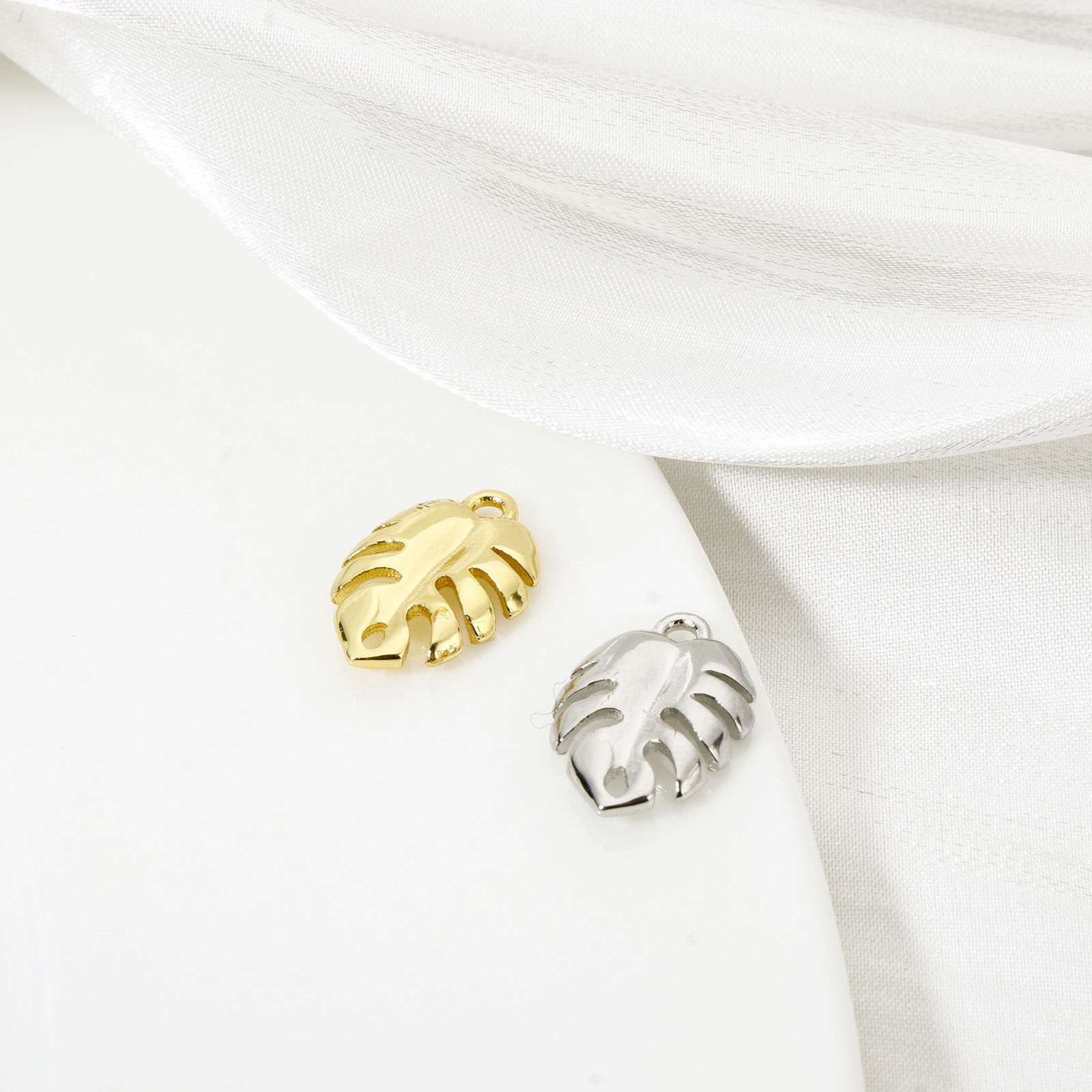 Picture of Brass Flora Collection Charms Multicolor Monstera Leaf Hollow 14.5mm x 10mm