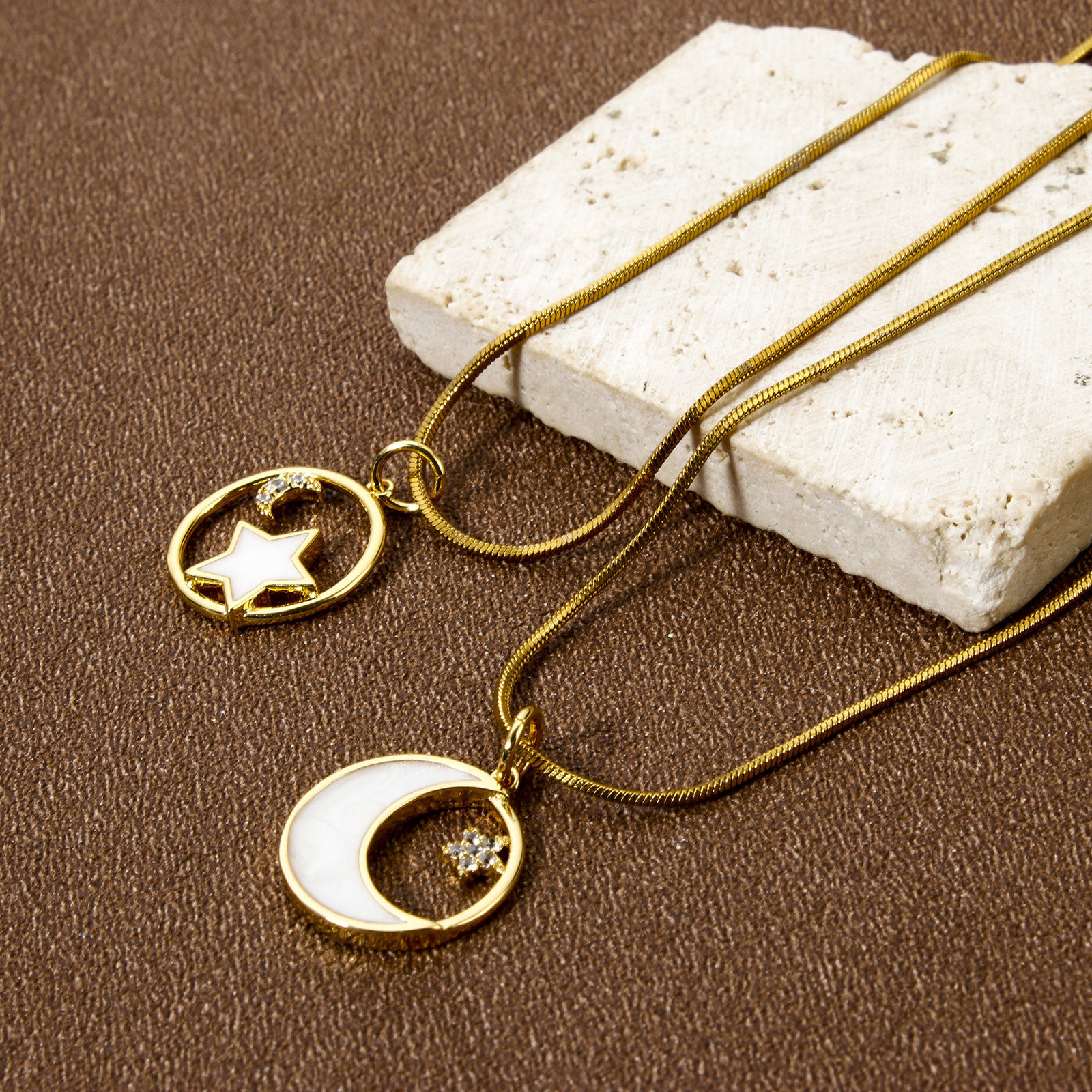 Imagen de 2 Unidades Respetuoso del Medio Ambiente Latón Galaxia Colgantes 18K Oro Real Chapado Esmalte Ronda Micro Pave Claro Circón Artificial 19mm x 14mm