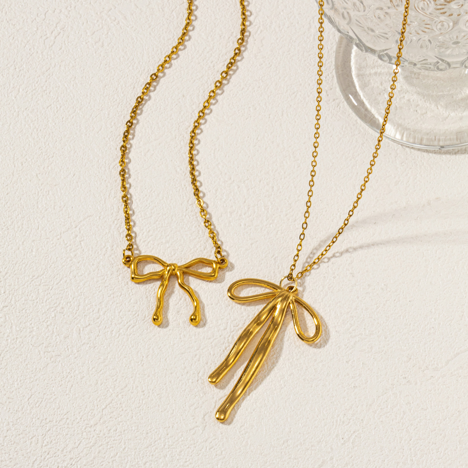 Picture of Eco-friendly Vacuum Plating Dainty Trendy 304 Stainless Steel Link Cable Chain Bowknot Pendant Charm Necklace For Women Gift