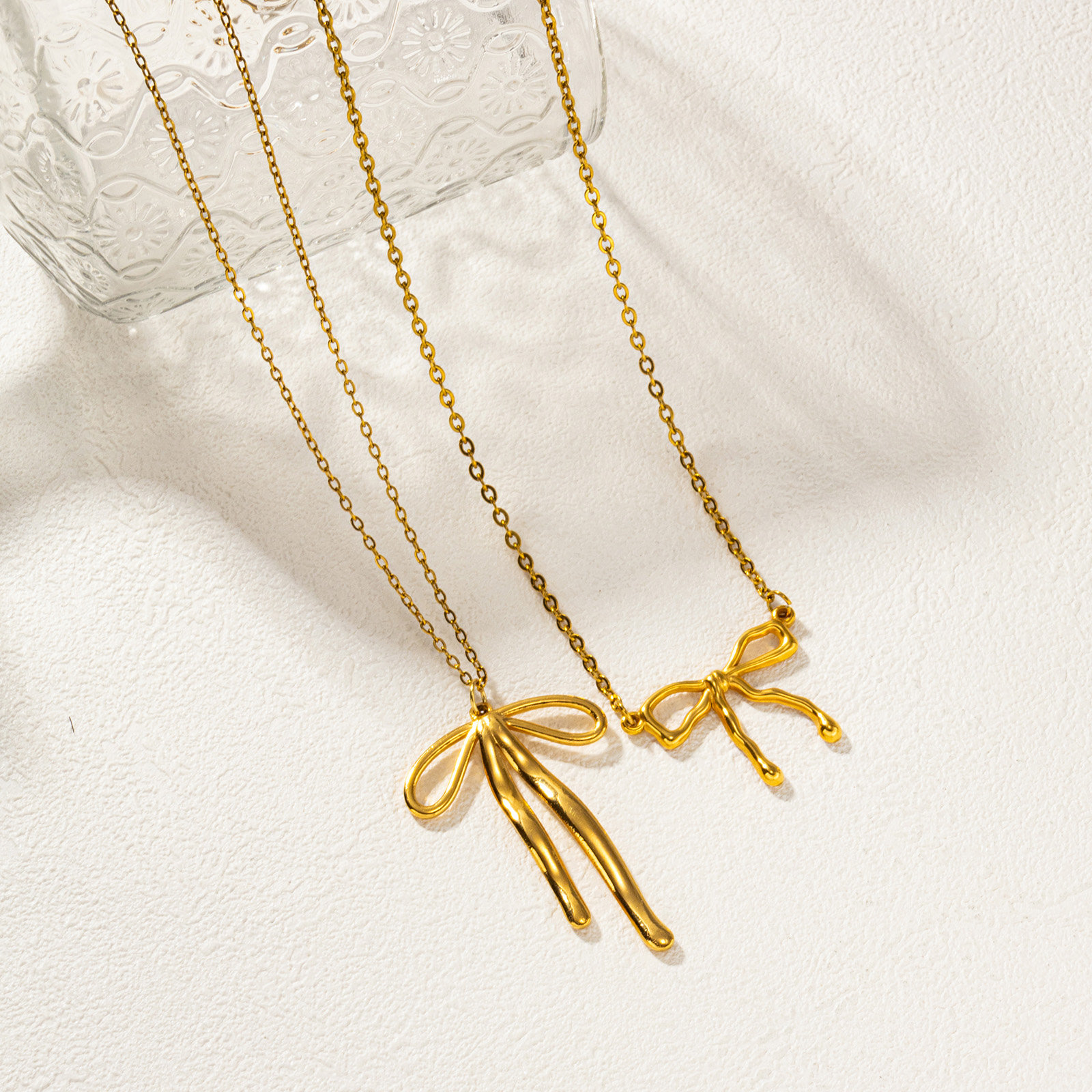 Picture of Eco-friendly Vacuum Plating Dainty Trendy 304 Stainless Steel Link Cable Chain Bowknot Pendant Charm Necklace For Women Gift