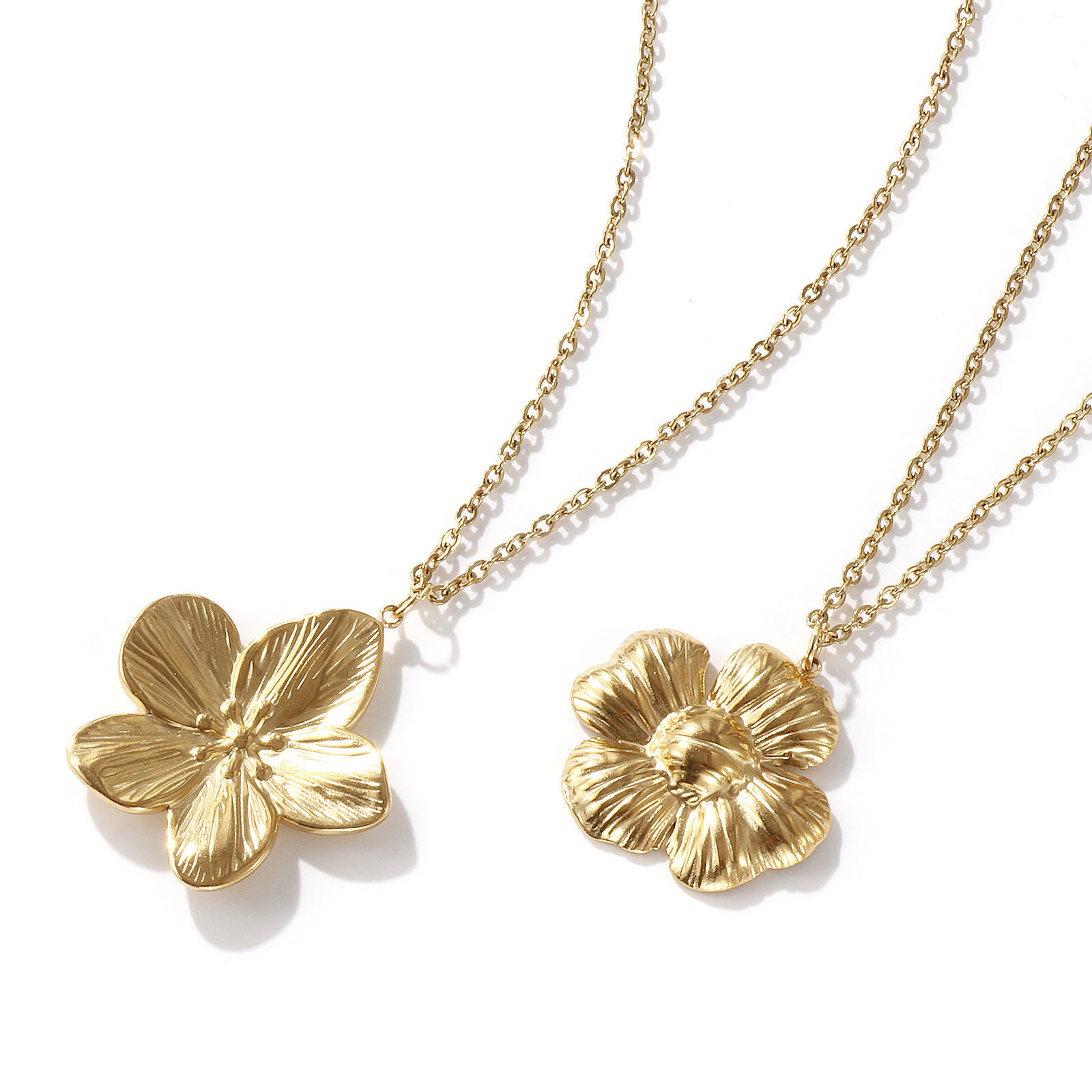 Picture of Eco-friendly PVD Vacuum Plating Stylish Pastoral Style 18K Real Gold Plated 304 Stainless Steel Link Cable Chain Flower Pendant Charm Necklace For Women Gift 45cm(17.7") + 5cm(2") long