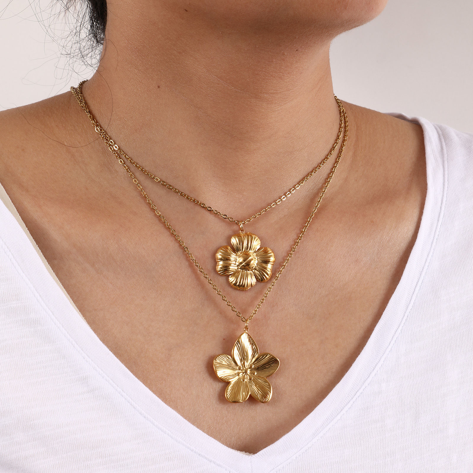 Picture of Eco-friendly PVD Vacuum Plating Stylish Pastoral Style 18K Real Gold Plated 304 Stainless Steel Link Cable Chain Flower Pendant Charm Necklace For Women Gift 45cm(17.7") + 5cm(2") long