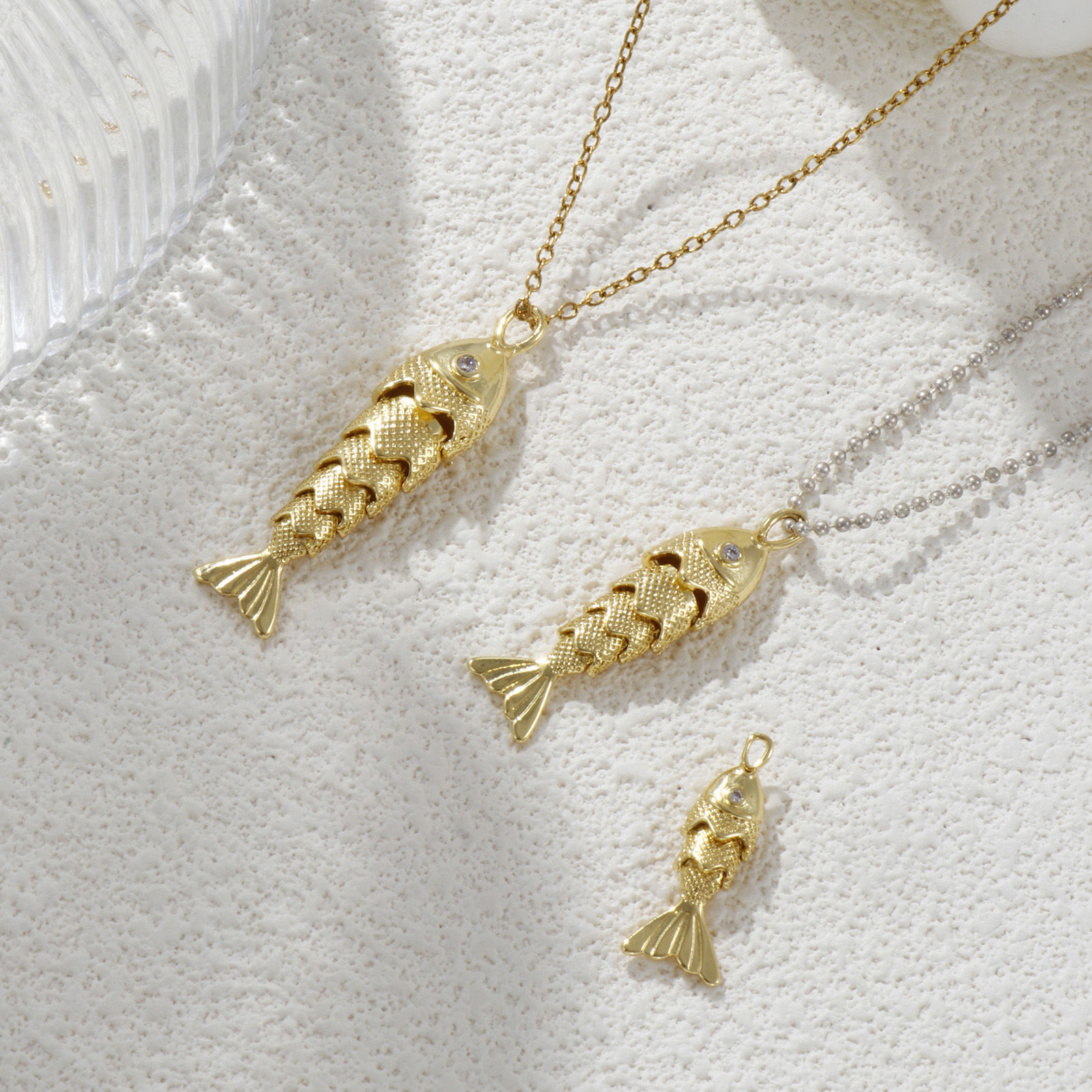 Picture of Eco-friendly Brass Ocean Jewelry Charms 18K Real Gold Plated Fish Animal Movable Clear Cubic Zirconia