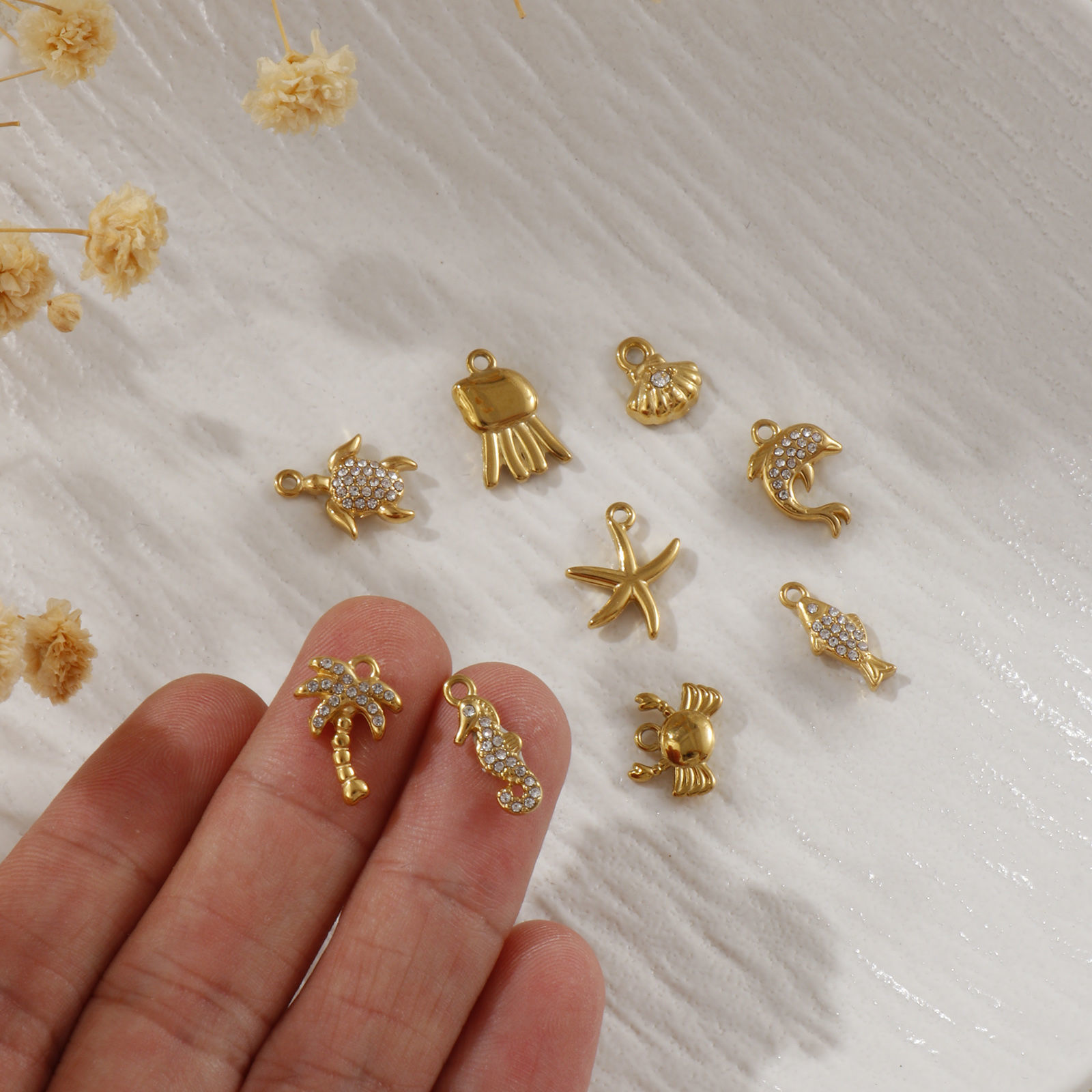 Picture of Eco-friendly PVD Vacuum Plating 304 Stainless Steel Charms 18K Real Gold Plated Micro Pave Clear Cubic Zirconia