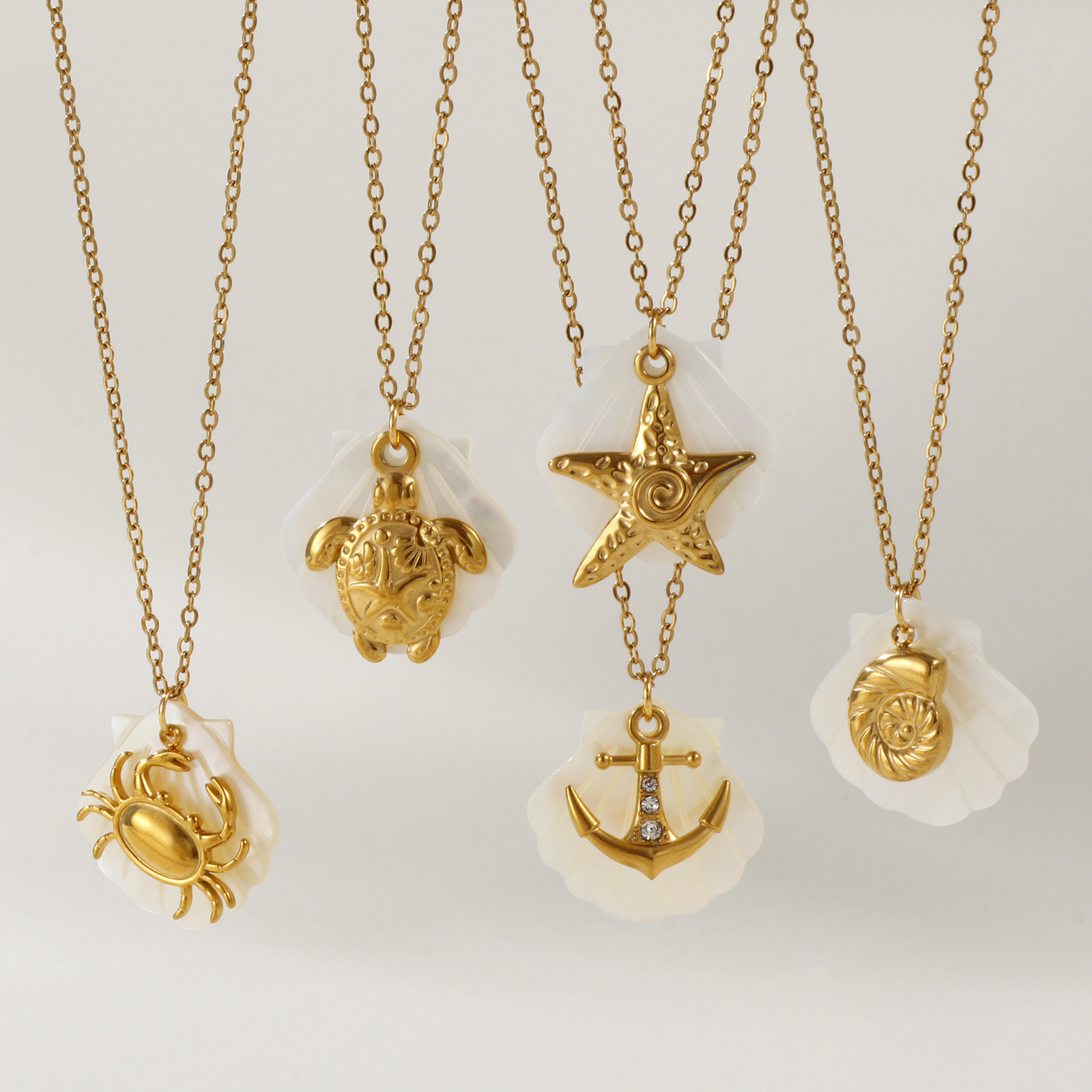 Bild von 18K Echtgold plattiert Kreuz Gliederketten Anhänger Halskette, 304 Edelstahl & Natürliche Muschel 45cm + 5cm, Für Frauen, Exquisit Ozean Schmuck Geschenk, Umweltfreundliche PVD-Vakuumbeschichtung