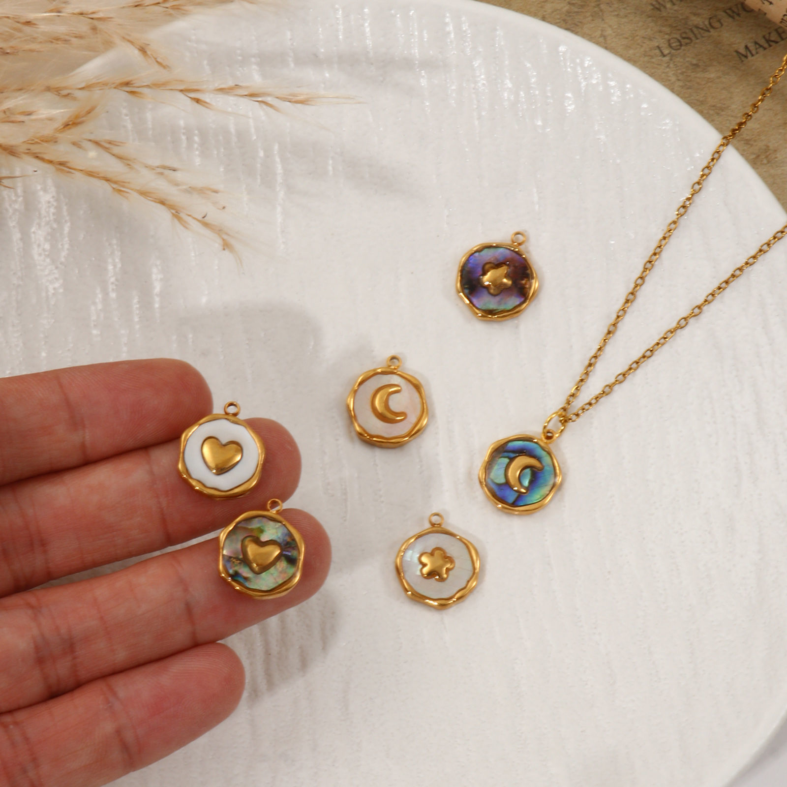 Picture of 2 PCs Eco-friendly PVD Vacuum Plating 304 Stainless Steel & Natural Shell Charms 18K Real Gold Plated