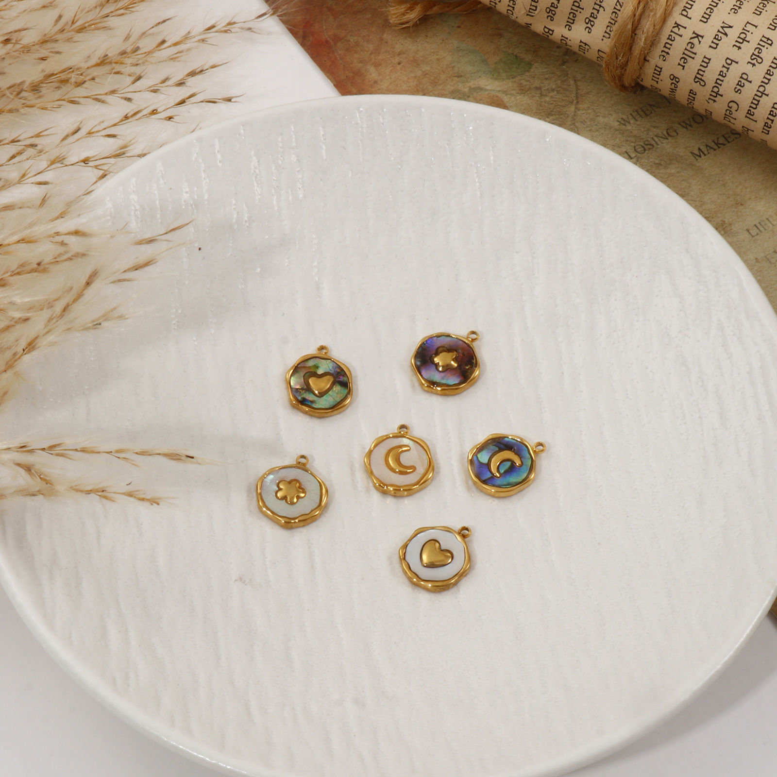 Picture of 2 PCs Eco-friendly PVD Vacuum Plating 304 Stainless Steel & Natural Shell Charms 18K Real Gold Plated