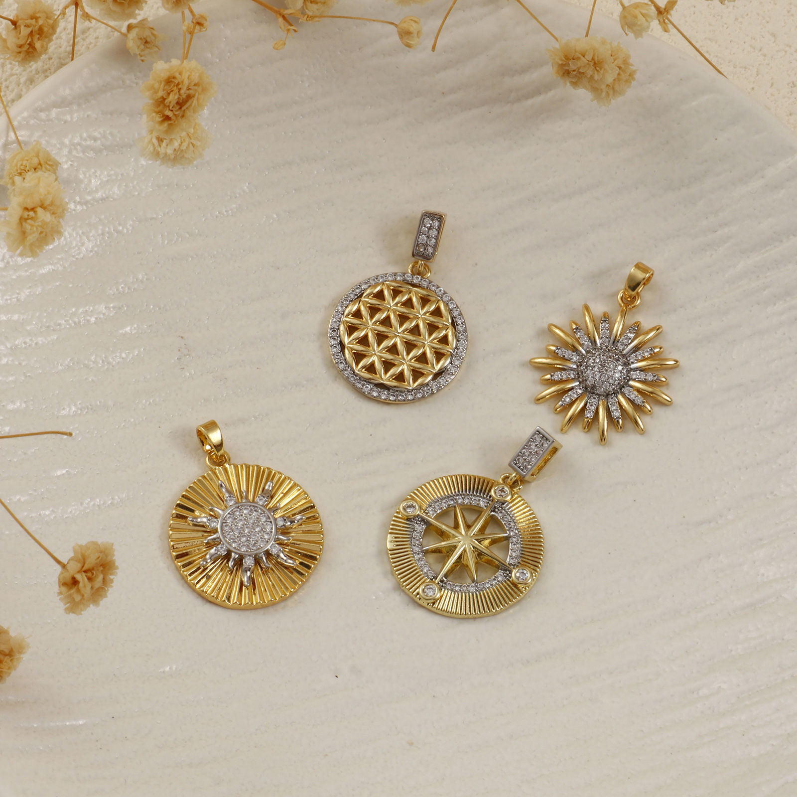 Picture of 1 Piece Brass Pendants 18K Gold Plated & Platinum Plated Two Tone Sunflower Star Micro Pave Clear Cubic Zirconia