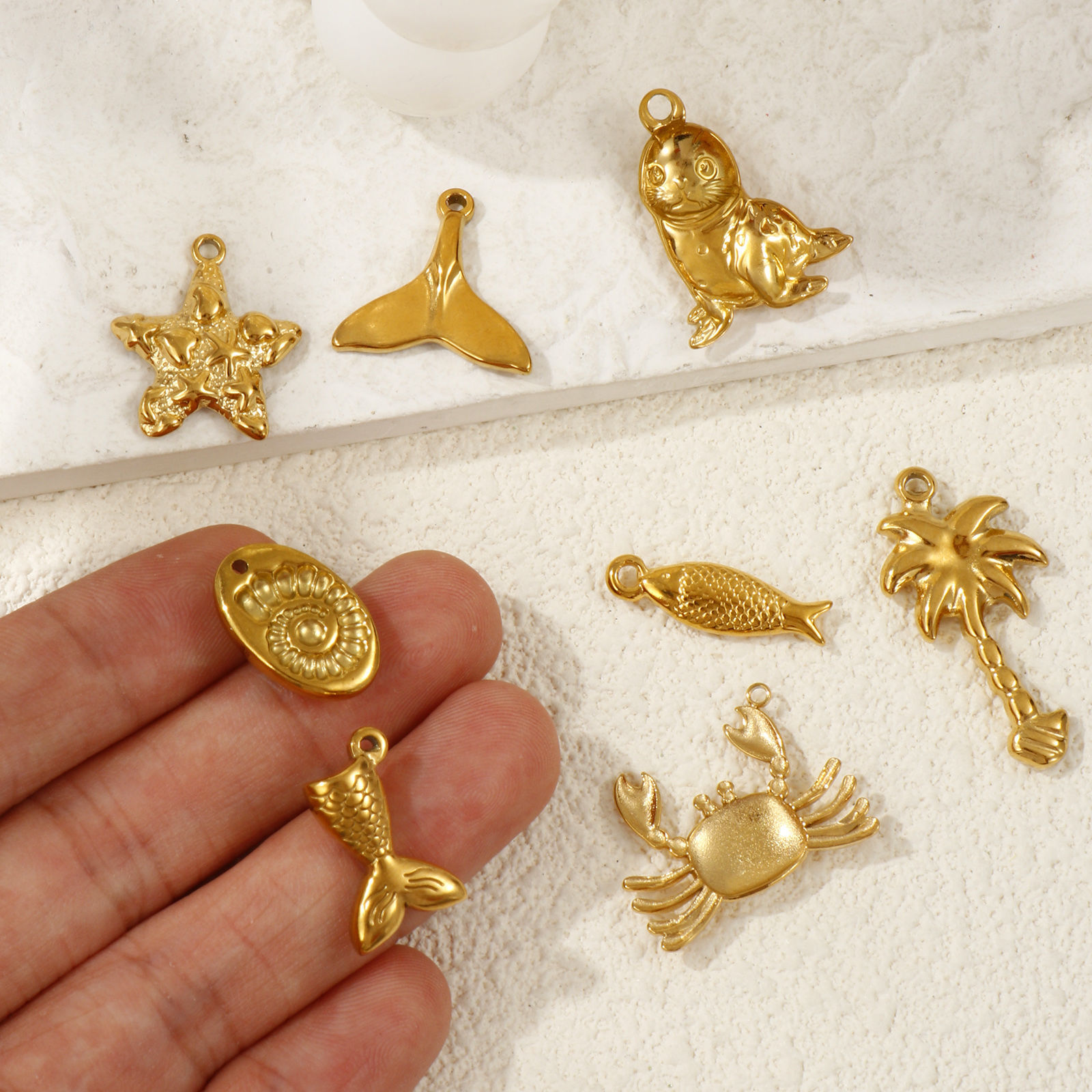 Bild von Eco-friendly PVD Vacuum Plating 304 Stainless Steel Charms 18K Real Gold Plated