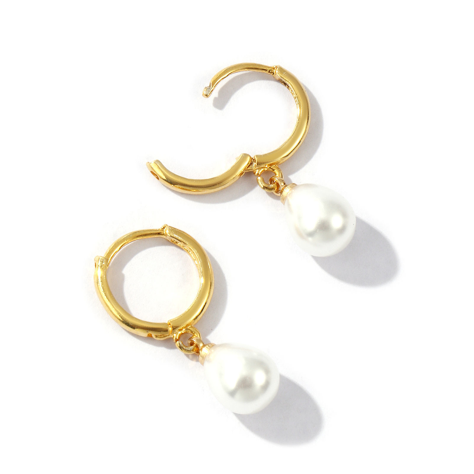 Picture of Eco-friendly Dainty Exquisite 18K Real Gold Plated White Brass Acrylic Imitation Pearl Earrings For Women Gift