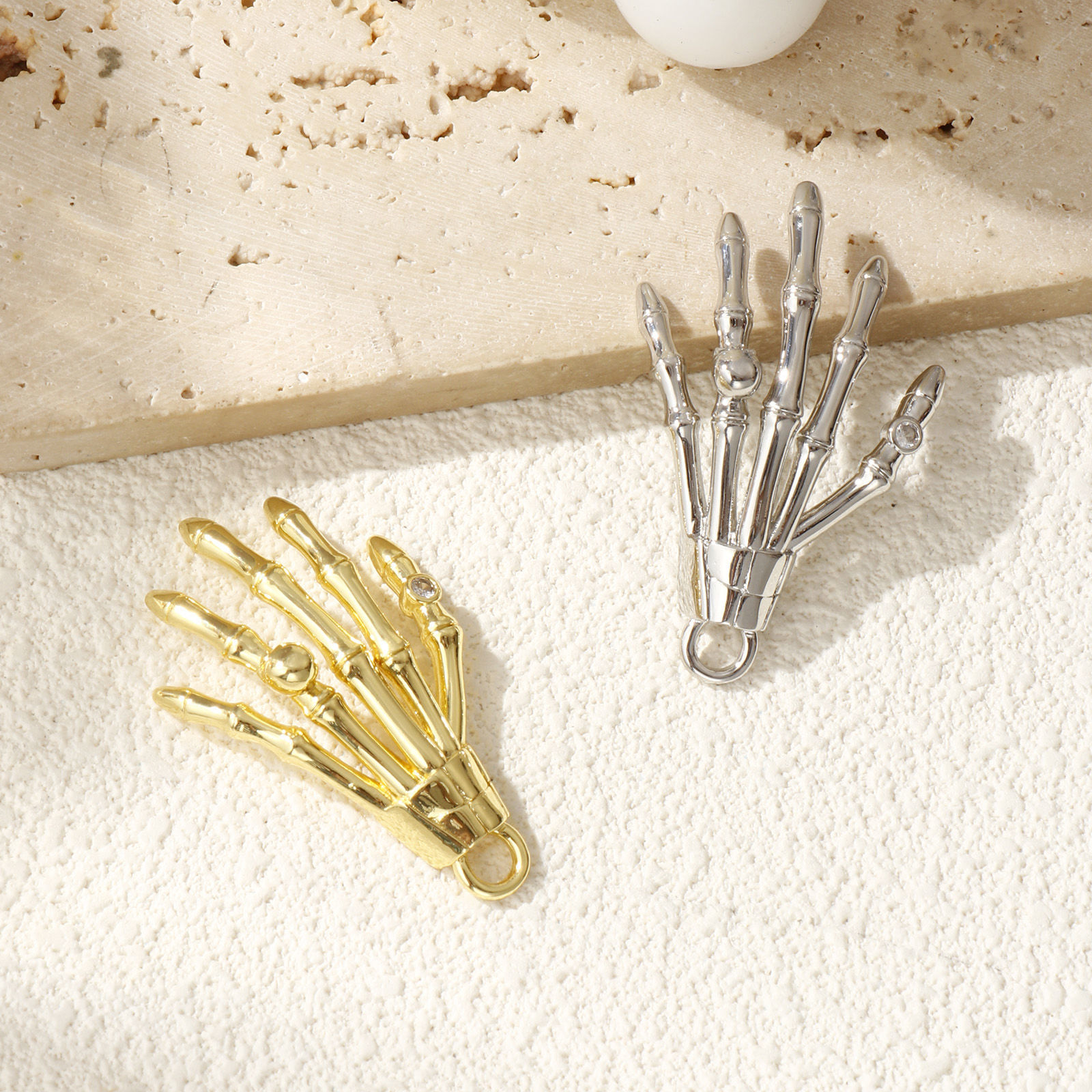 Picture of Brass Halloween Pendants Multicolor Skeleton Hand 3D 4.8cm x 3cm