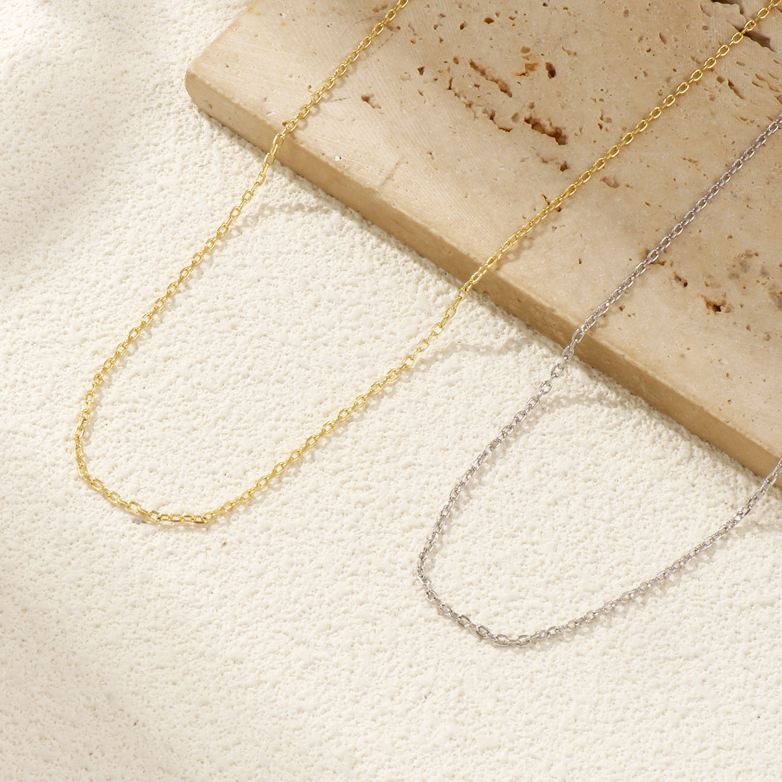 Bild von Echtgold plattiert Kreuz Gliederketten Halskette, Messing 40cm + 5cm, Für Frauen, Minimalistisch Exquisit Geschenk, Umweltfreundlich