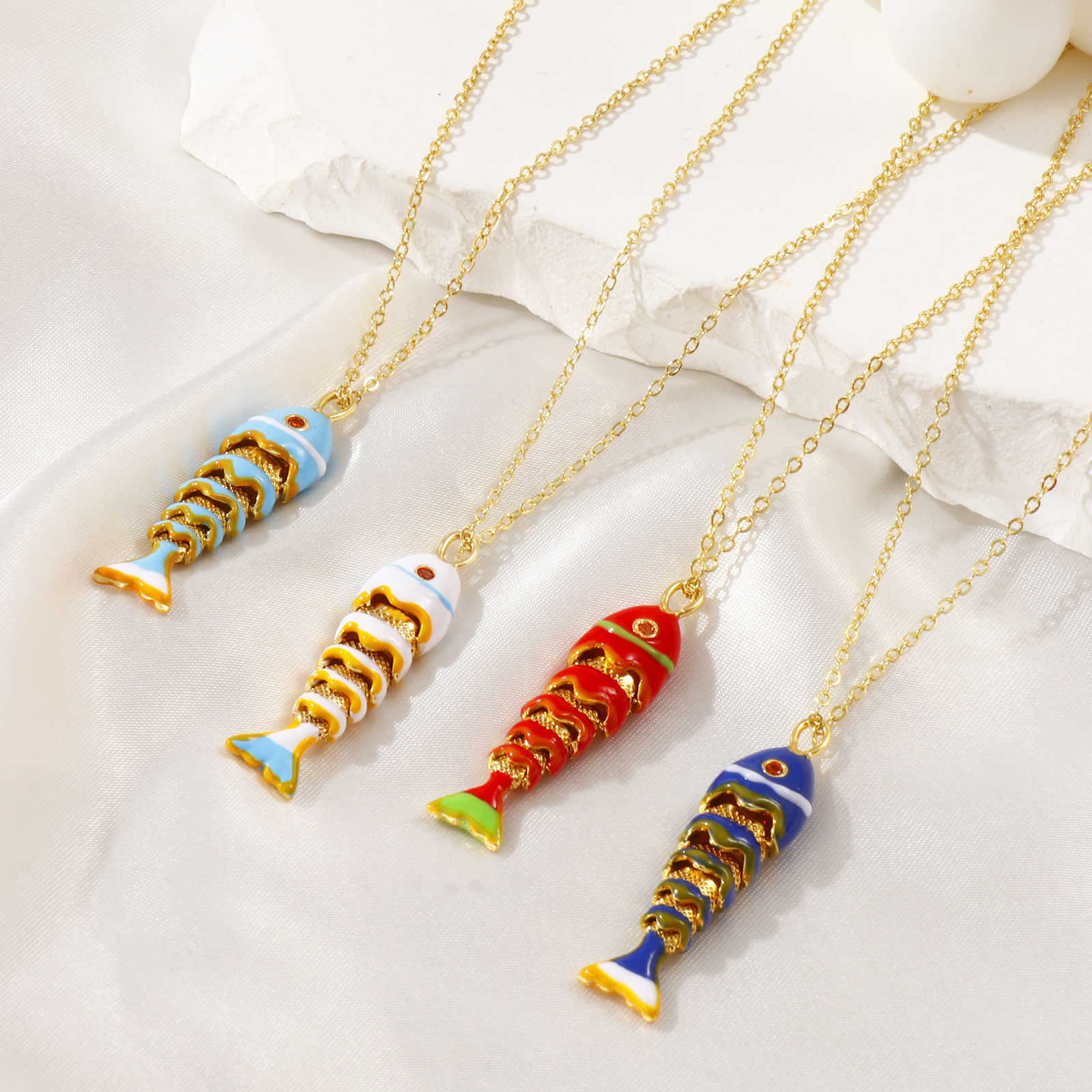 Bild von 18K Echtgold plattiert Kreuz Gliederketten Fisch Anhänger Halskette, Messing + Kubisch Zirkonia 46cm + 6cm, Für Frauen, Emaille 3D Beweglich, Stilvoll Ozean Schmuck Geschenk, Umweltfreundlich