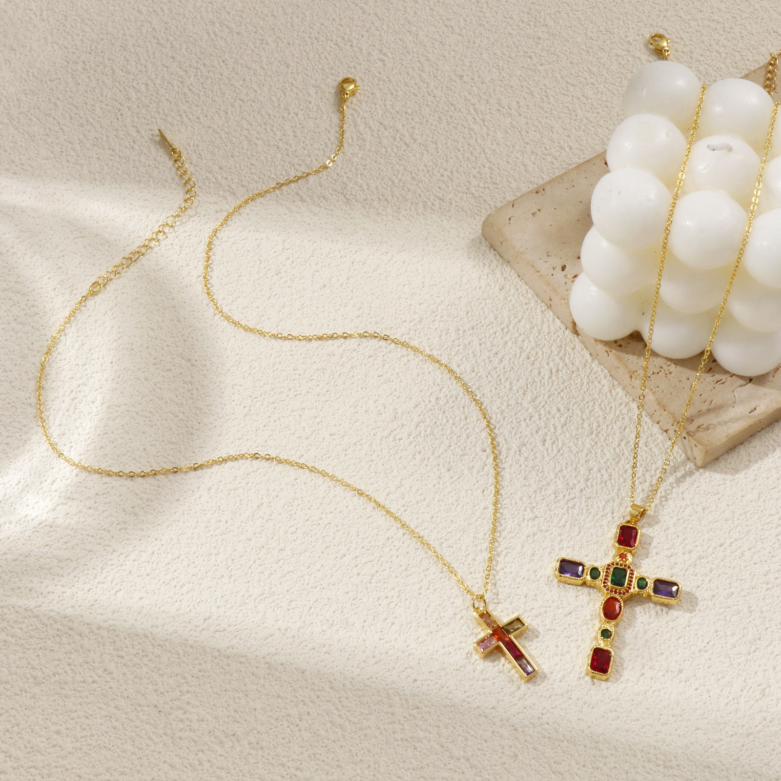 Image de Collier à Breloques Croix Plaqué Or Véritable 18K en Laiton Pour Femmes, Religieux Vintage Cadeau, Respectueux de la Nature, 1 Pièce