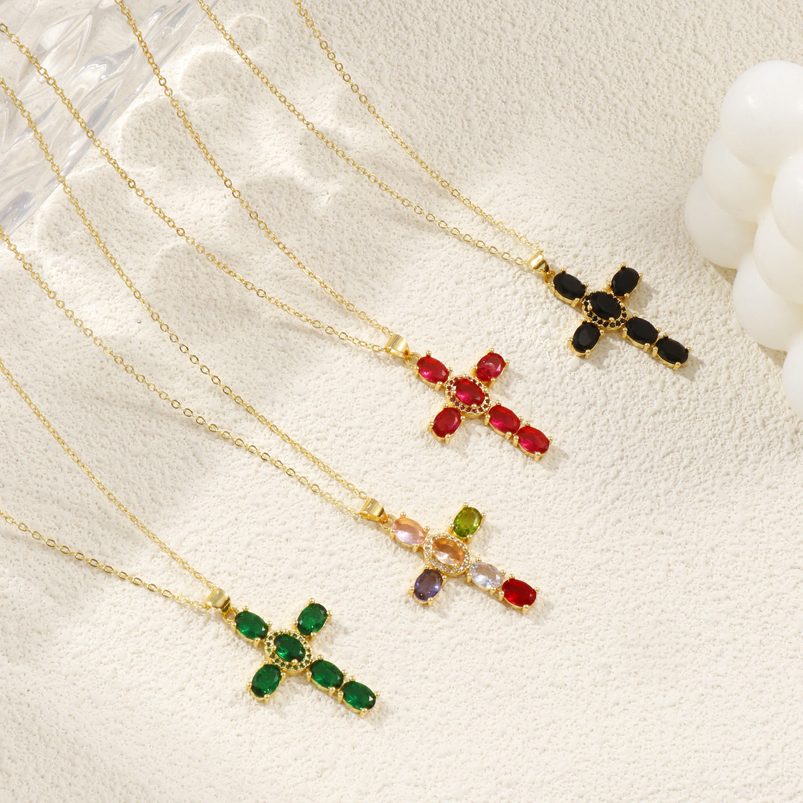 Image de Collier à Breloques Croix Plaqué Or Véritable 18K en Laiton & Zirconia Cubique Pour Femmes, Chaîne Maille Forçat 46cm + 6cm, Micro Pave, Religieux Vintage Cadeau, Respectueux de la Nature, 1 Pièce