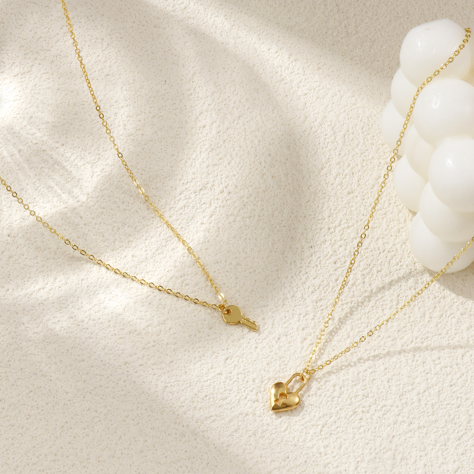 Imagen de 18K Oro Real Chapado Cadena de Cable Cruz Cerradura & Llaves Collar con Colgante, Latón 46cm + 6cm, Para Mujeres, Elegante Exquisito Regalo, Respetuoso del Medio Ambiente, 1 Unidad