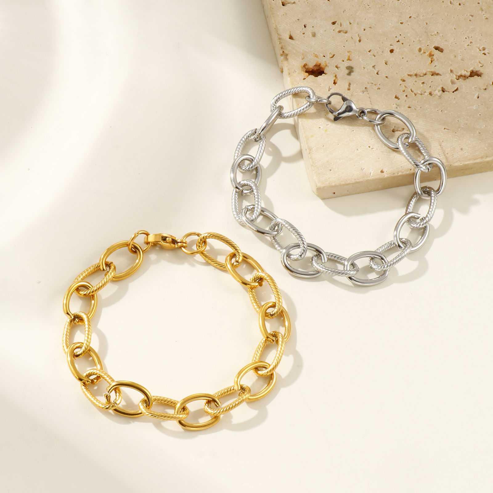 Imagen de 1 Piece Eco-friendly Dainty Exquisite Multicolor 304 Stainless Steel Handmade Link Chain Bracelets For Women Gift 19cm(7.5") long