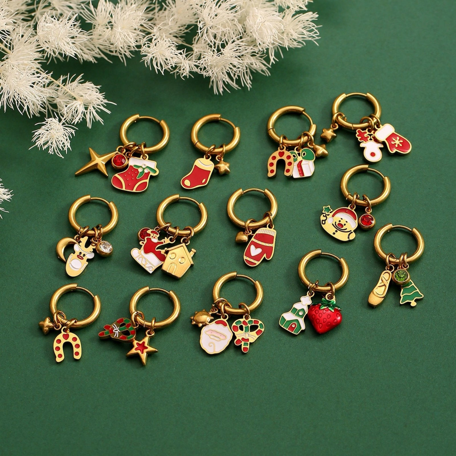 Image de 1 Pair Vacuum Plating Stylish Christmas 18K Real Gold Plated Multicolor 304 Stainless Steel Enamel Hoop Earrings For Women Gift 12mm Dia.