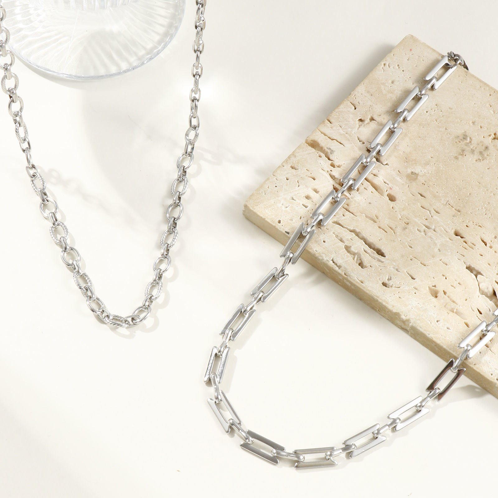 Bild von Silberfarbe Handgefertigte Gliederkette Halskette, 304 Edelstahl 40cm + 5cm, Für Frauen, Einfach und lässig Exquisit Geschenk, Umweltfreundlich