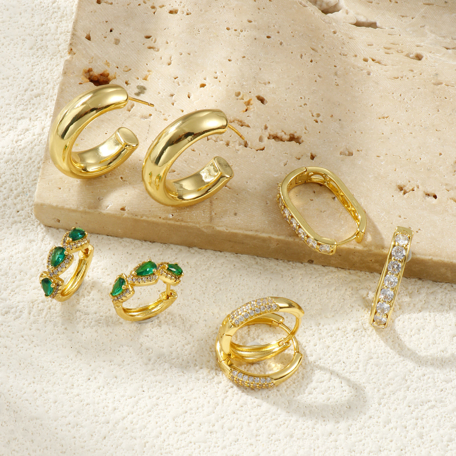 Изображение 1 Pair Eco-friendly Stylish Exquisite 18K Real Gold Plated Brass Hoop Earrings For Women Gift