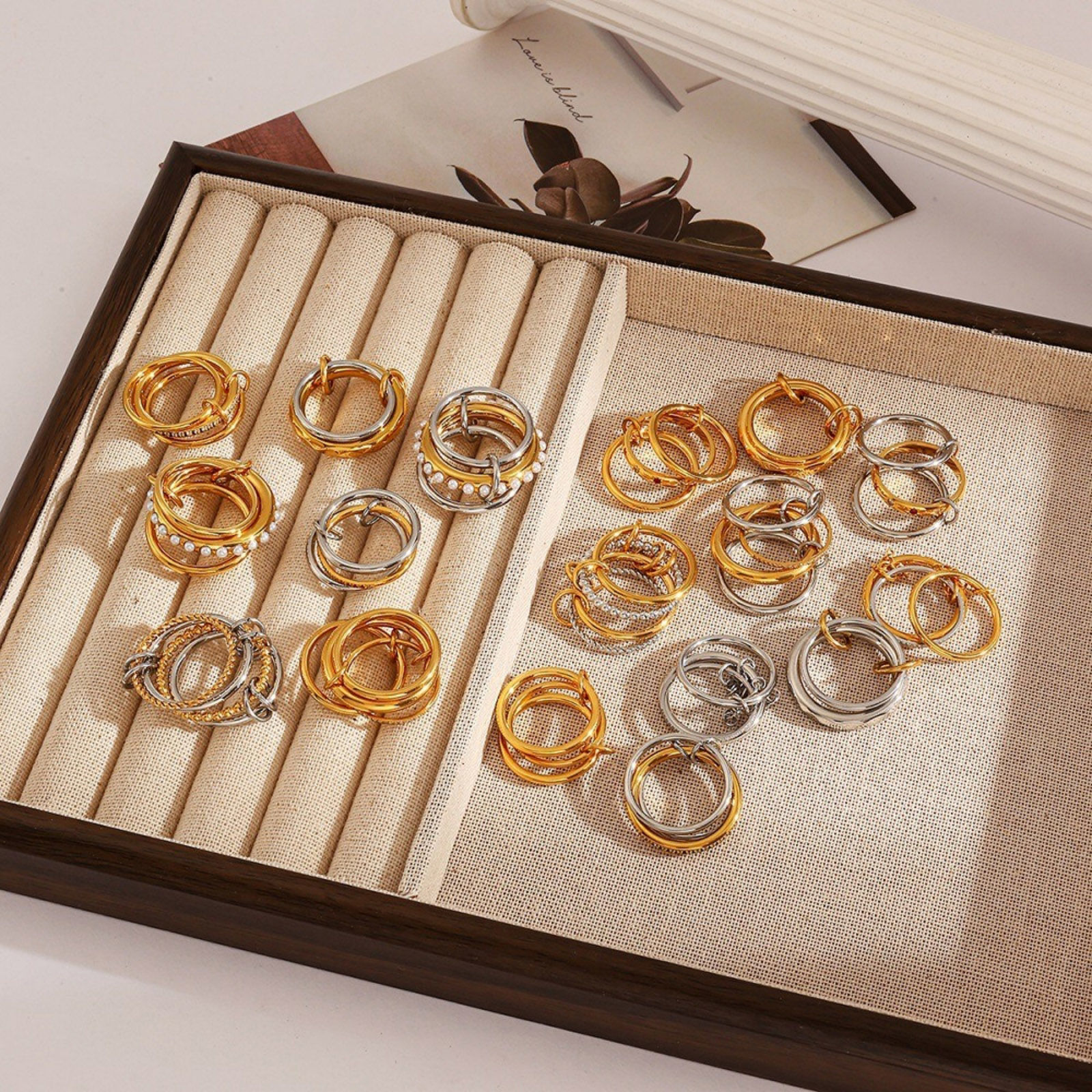 1 Piece Eco-friendly PVD Vacuum Plating Stylish Exquisite Multicolor 304 Stainless Steel Unadjustable Rings For Women Gift の画像