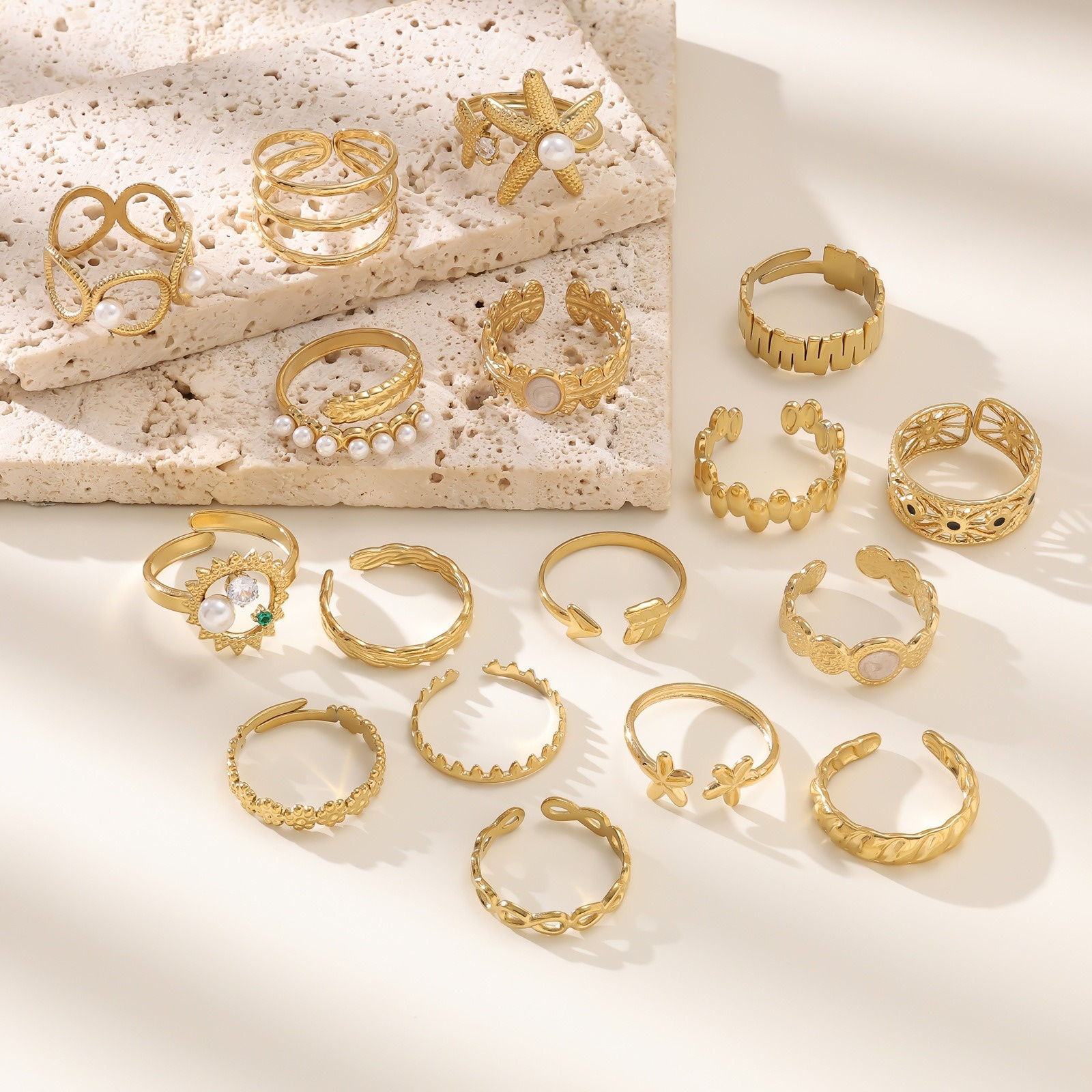 1 Piece Eco-friendly Dainty Stylish 18K Gold Plated 304 Stainless Steel Open Rings For Women Gift の画像