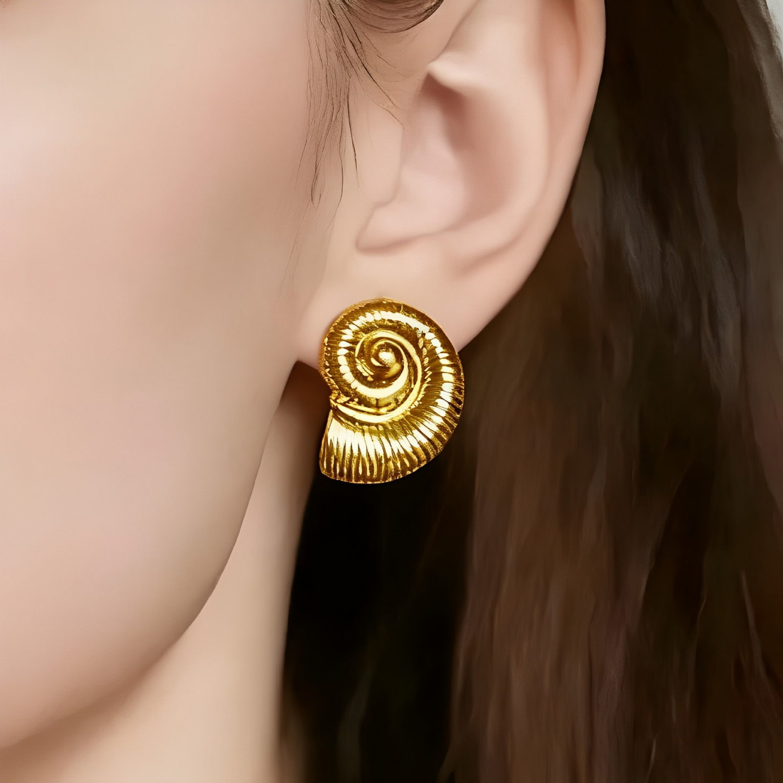 Picture of Wholesale Exquisite Stylish Ear Post Stud Earrings, Geometric 18K Gold Plated 304 Stainless Steel, Women's Eco-friendly Gift Jewelry Supply
