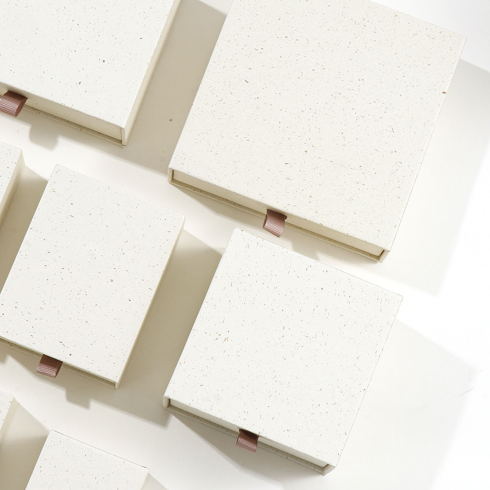 Image de 2 Pcs Boîte-Cadeau à Bijoux à Tiroir Coulissant en Papier Beige