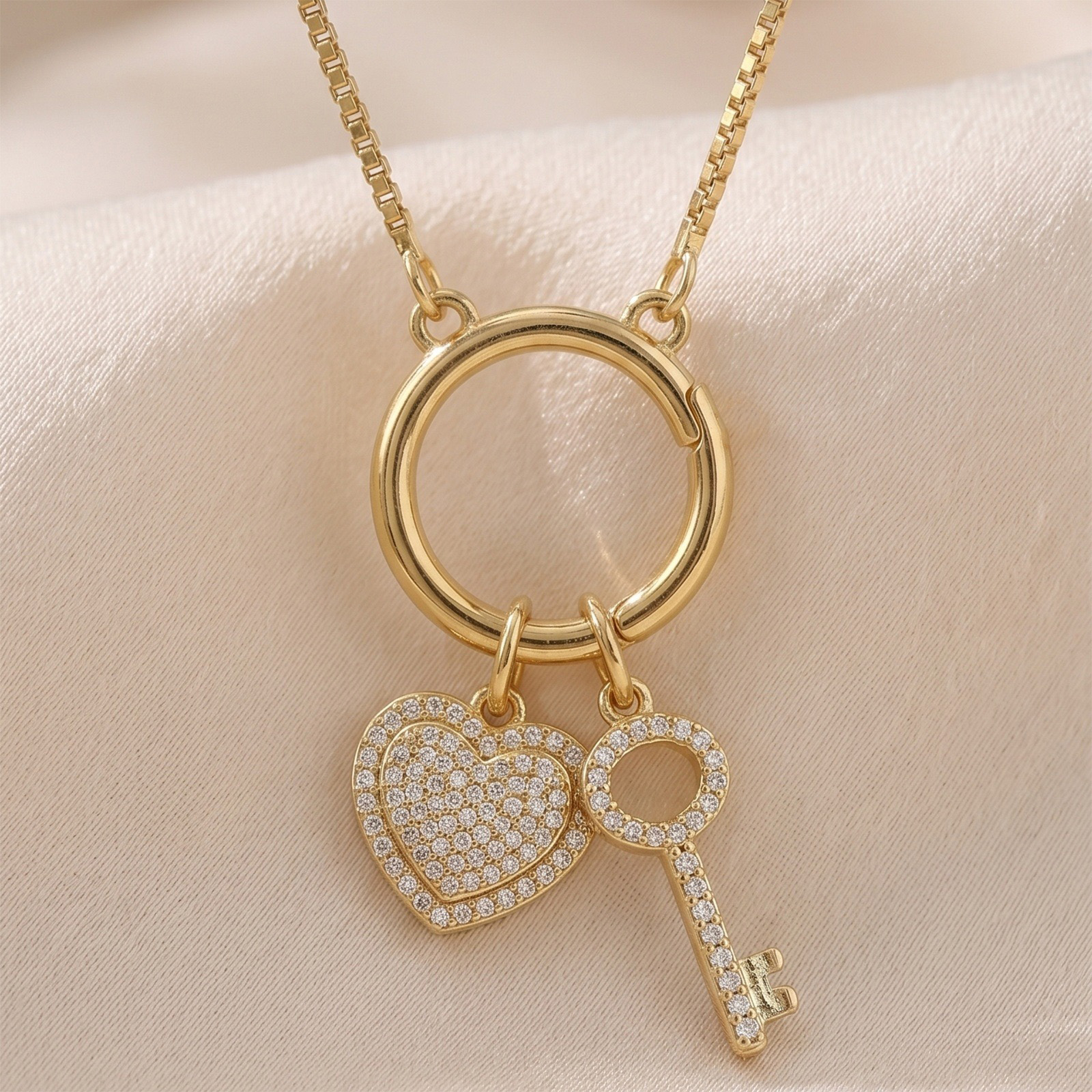 Picture of 1 Piece Brass Simple Charm Holder Necklace Wholesale Circle Ring