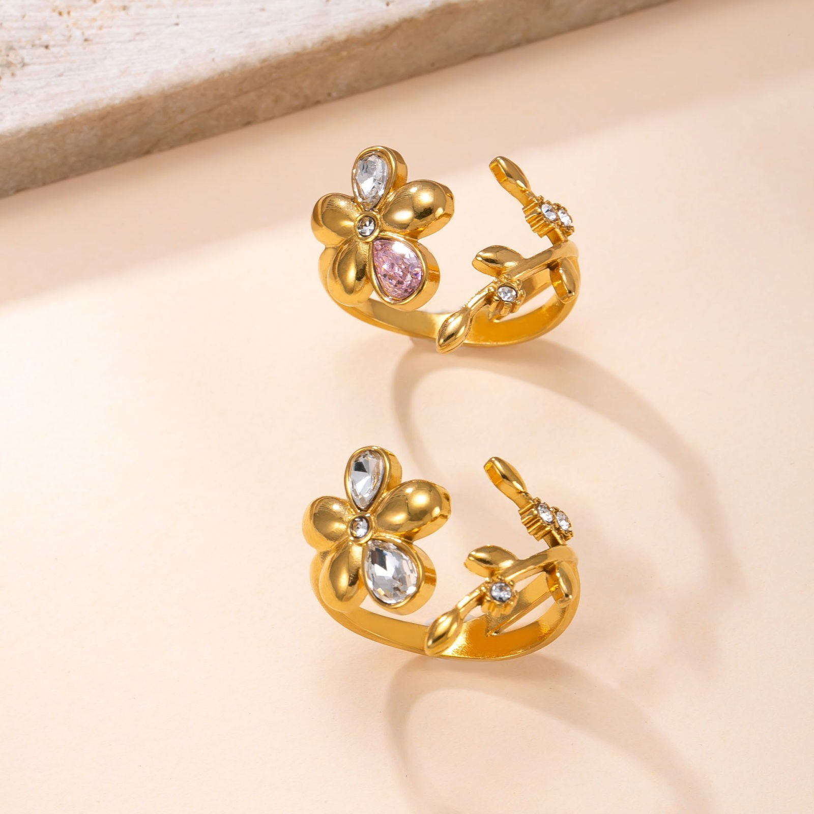 Picture of Wholesale Women's Gift Flower Open Adjustable Rings, 18K Gold Plated 304 Stainless Steel, Vacuum Plating Stylish Exquisite Jewelry Supply, 20mm(US Size 10.25)