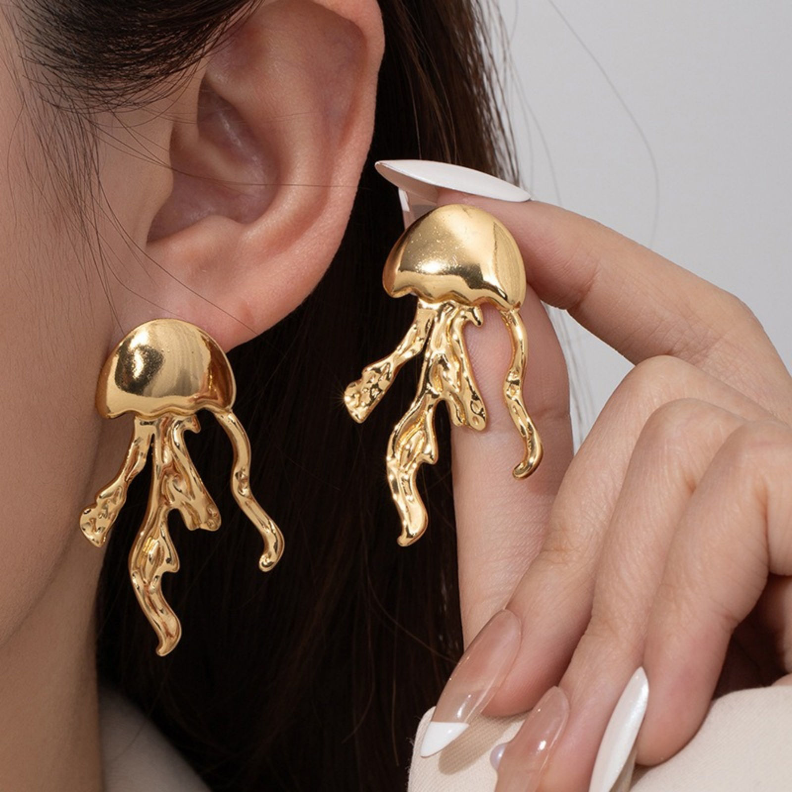 Picture of Wholesale Ocean Jewelry Stylish Ear Post Stud Earrings, 18K Gold Plated 201 Stainless Steel, Women's Eco-friendly Gift Jewelry Supply