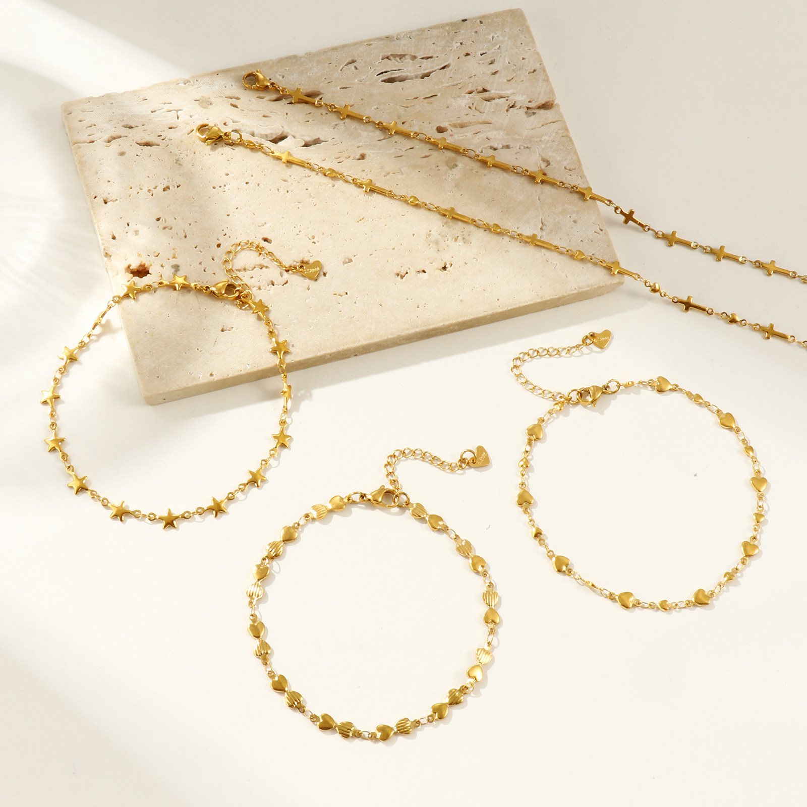 Picture of Wholesale 304 Stainless Steel Anklet, Gold Plated Vacuum Plating, Women's Stylish Ins Style Gift Jewelry Supply