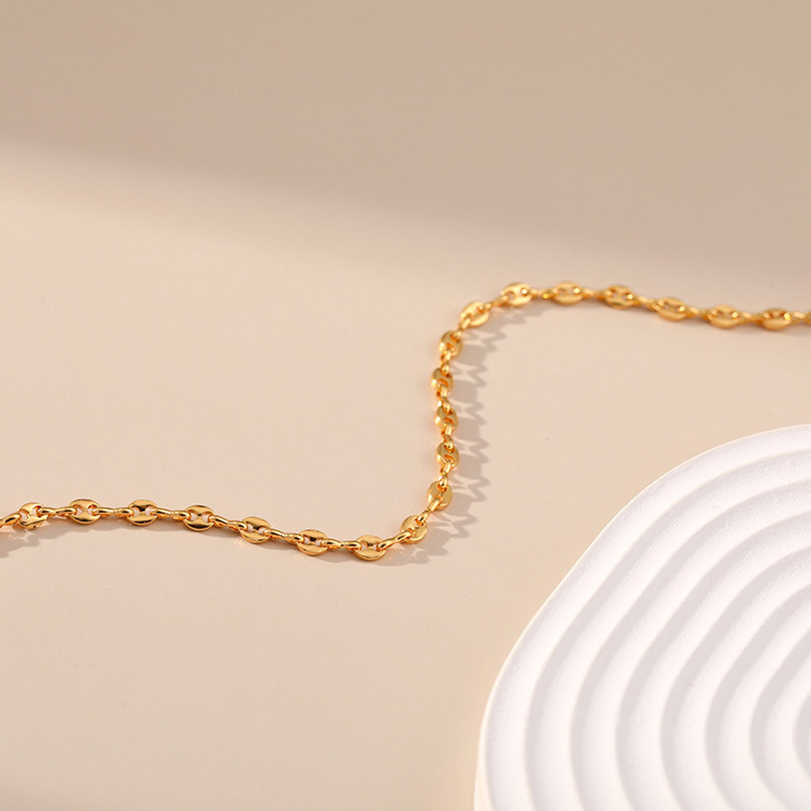 Picture of Eco-friendly Vacuum Plating Stylish Simple 18K Real Gold Plated Copper Link Chain Necklace For Women Party