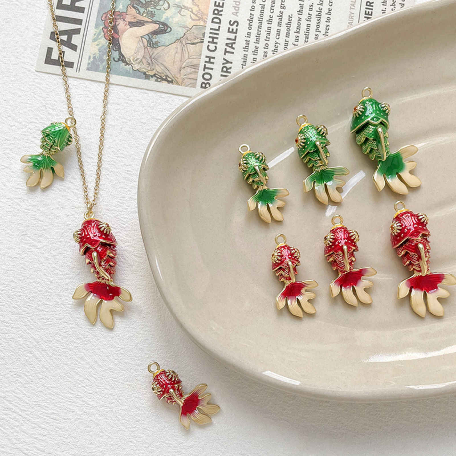Bild von Umweltfreundlich Messing Ozean Schmuck Charms 18K Echtgold plattiert Goldfisch Beweglich Orangerot Zirkonia