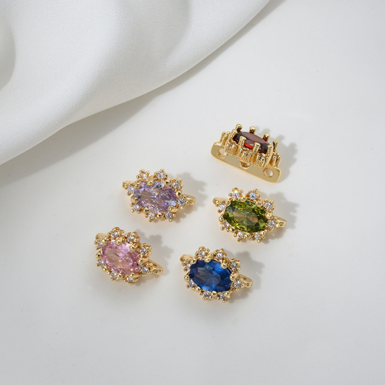 Immagine di 2 Pz Ecologico Ottone Perline Distanziatrici per Gioielli Fai-da-te che Fanno Risultati 14K Vero Oro Placcato Ovale Trasparente Cubic Zirconiae Circa 12mmx 9mm
