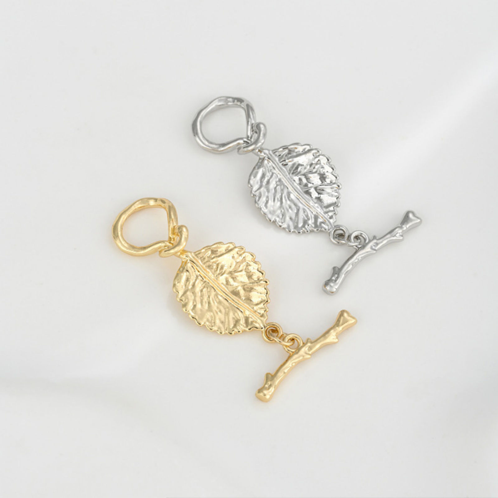 Picture of Eco-friendly Brass Toggle Clasps Leaf Real Gold Plated 3.5cm x 1.5cm