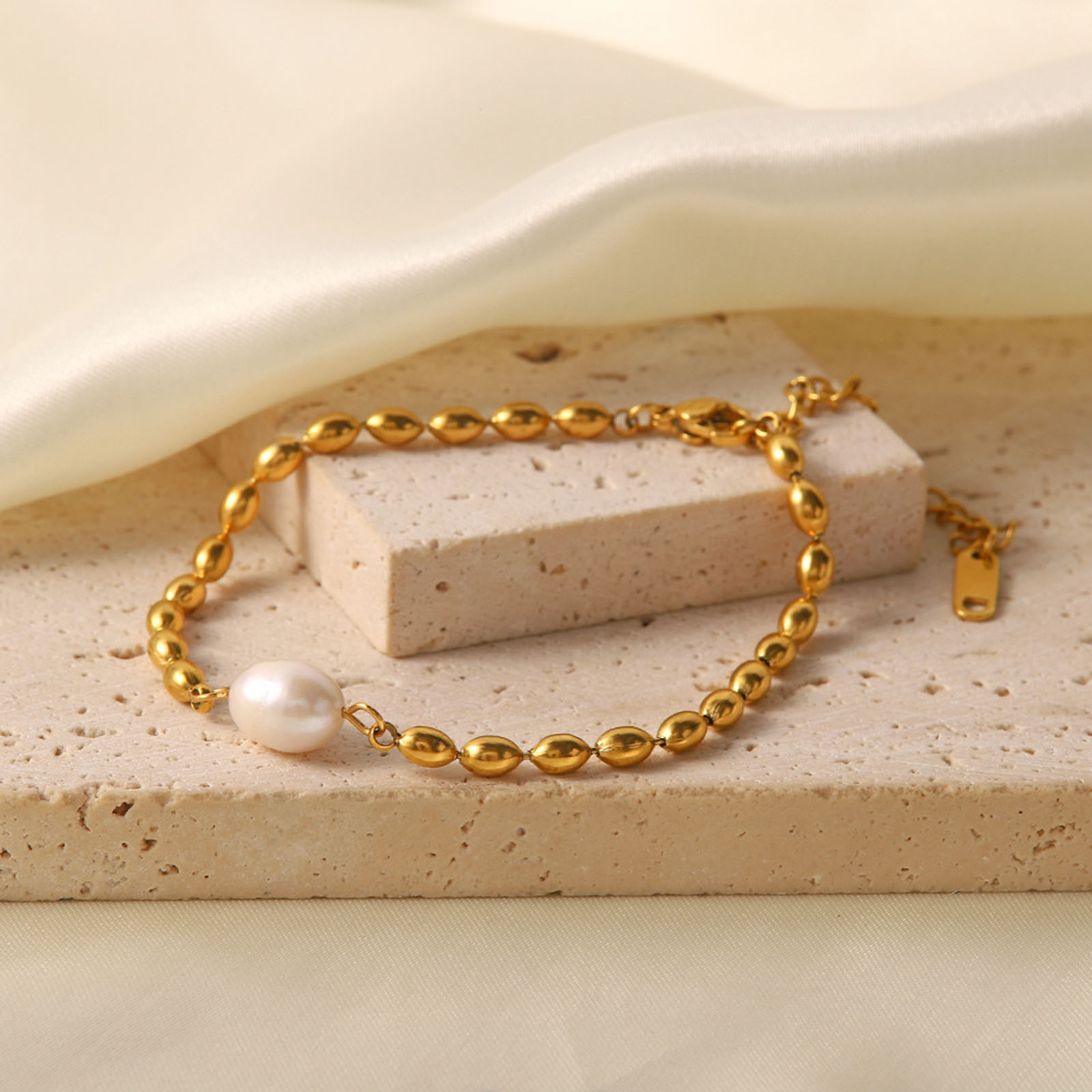Picture of 1 Piece Vacuum Plating Dainty Stylish 18K Real Gold Plated 304 Stainless Steel & Natural Pearl Ball Chain Bracelets For Women 17cm(6 6/8") long