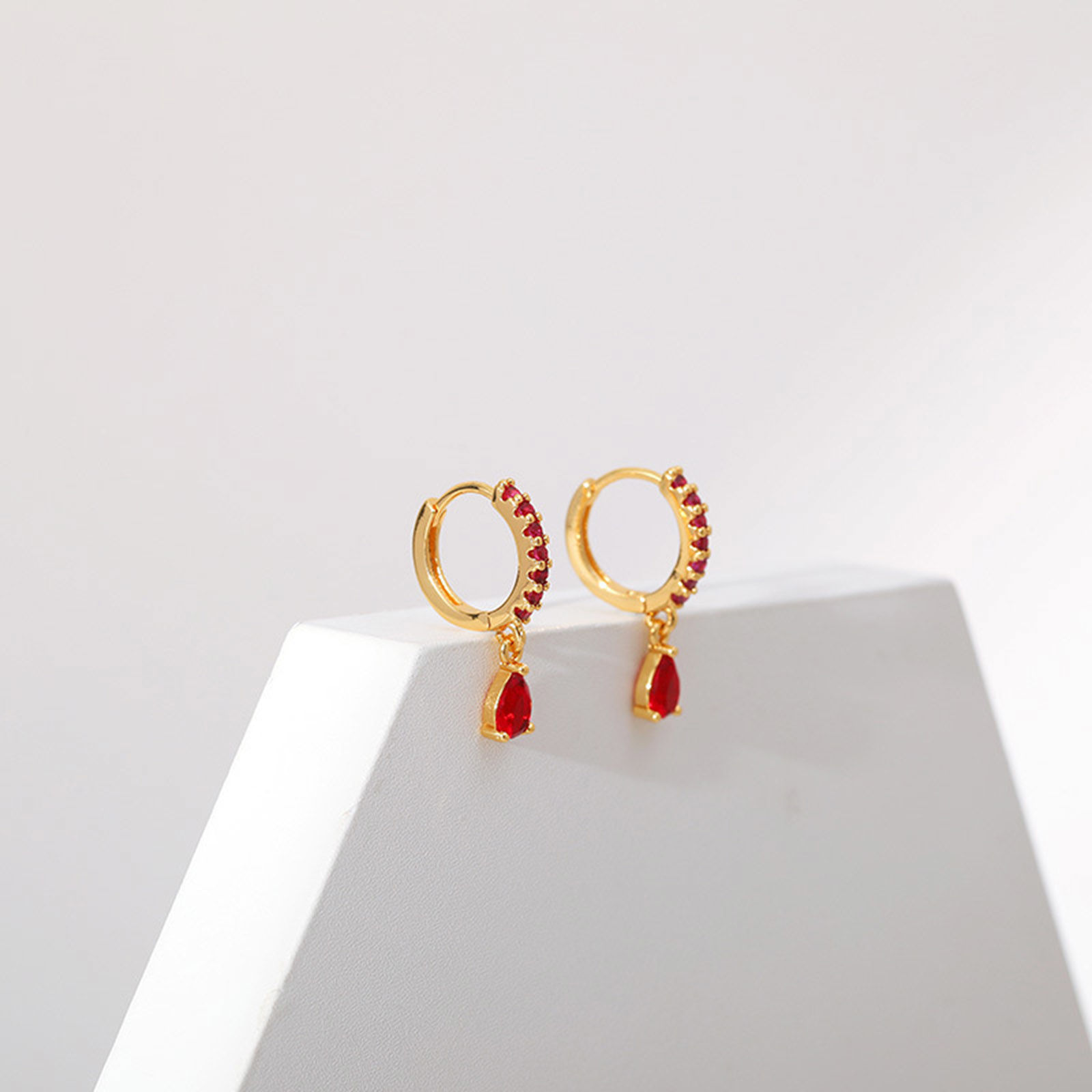 Bild von Umweltfreundlich Exquisit Stilvoll 18K Echtgold plattiert Messing & Kubisch Zirkonia Tropfen Ohrring Für Frauen 2,3cm x 0,5cm, 1 Paar