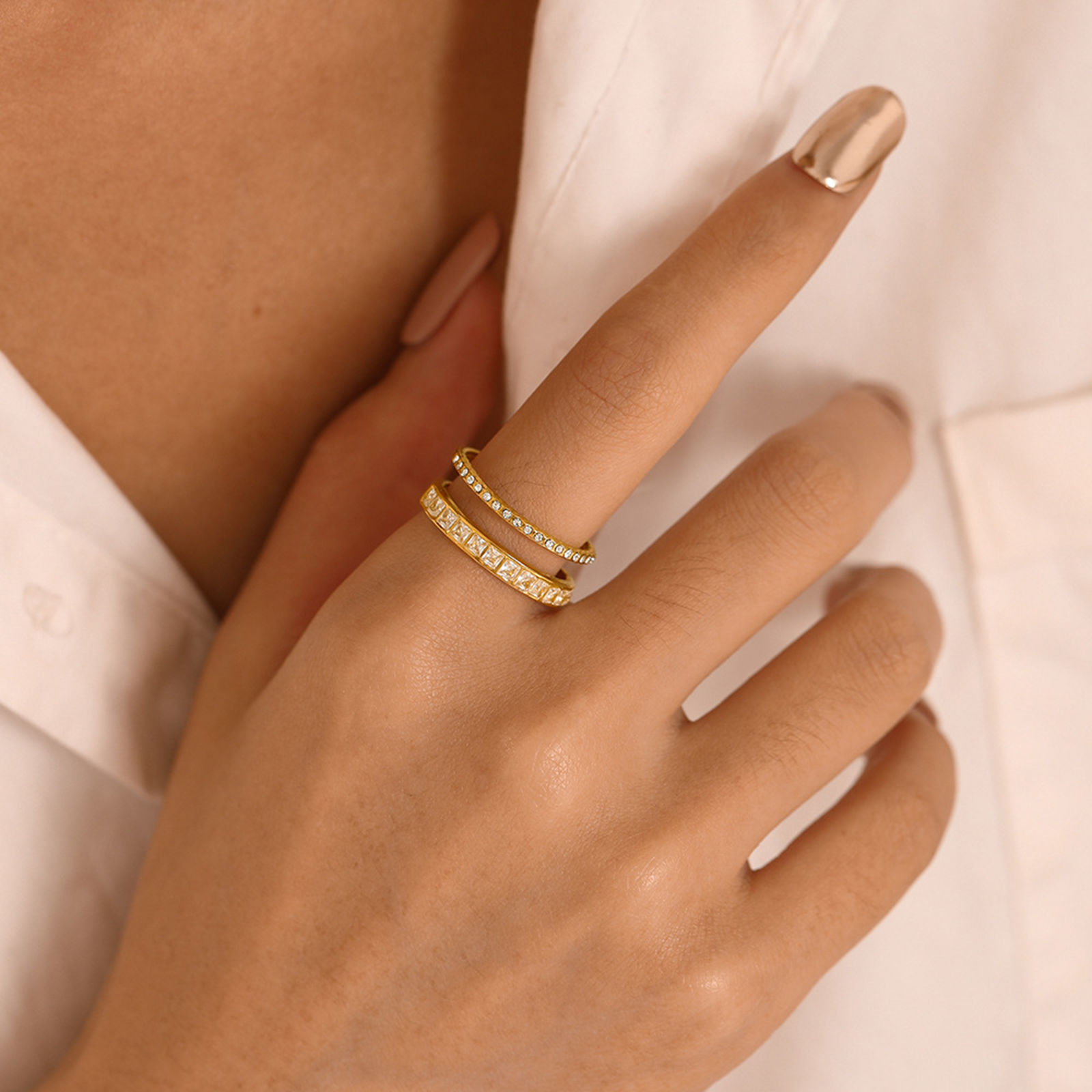 Immagine di 1 Pz Placcatura Sottovuoto Squisito Elegante 18K Vero Oro Placcato 304 Acciaio Inossidabile & Zircone Cubico Aperto Regolabile Anello Per Donne Anniversario 18mm (taglia di US: 7.75)