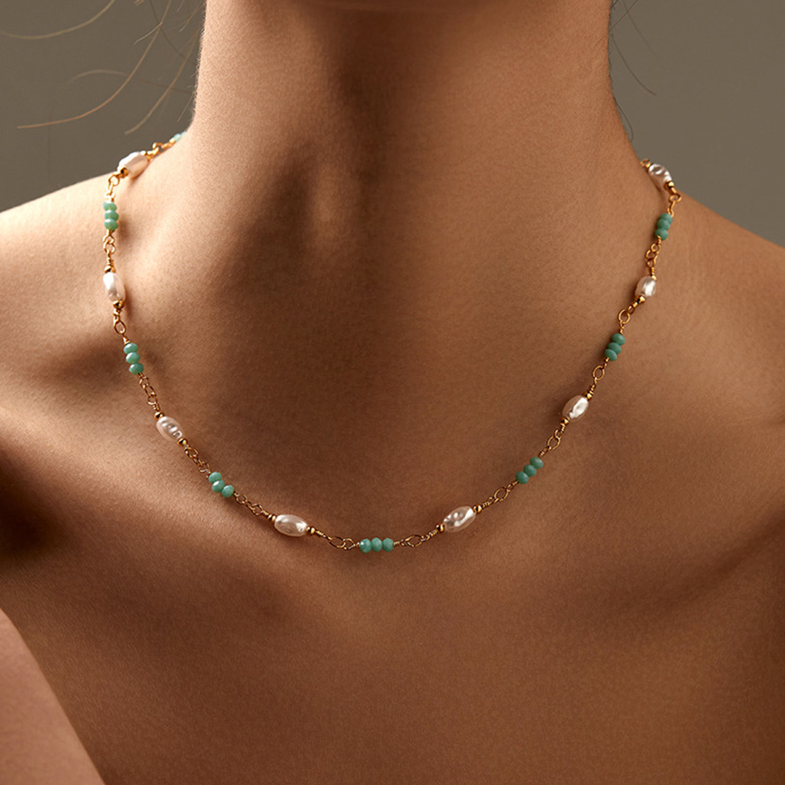 Bild von 1 Strang Umweltfreundlich Barock Elegant 18K Echtgold plattiert Messing Handgefertigte Gliederkette Barocke Imitat Perle Halskette Für Frauen Party 39cm lang