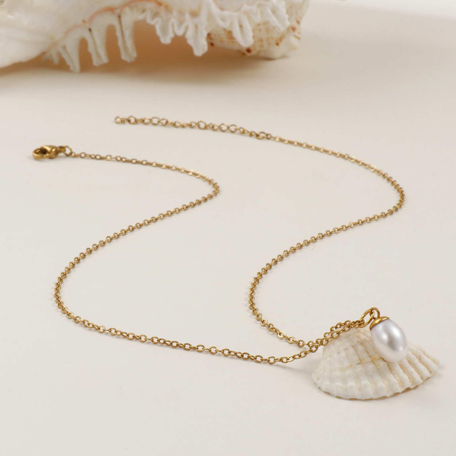 Picture of 18K Real Gold Plated Link Cable Chain Oval Pendant Charm Necklace, 304 Stainless Steel & Natural Pearl 45cm(17.7") + 5cm(2"), For Women, Minimalist Elegant Gift, Eco-friendly PVD Vacuum Plating, 1 Piece