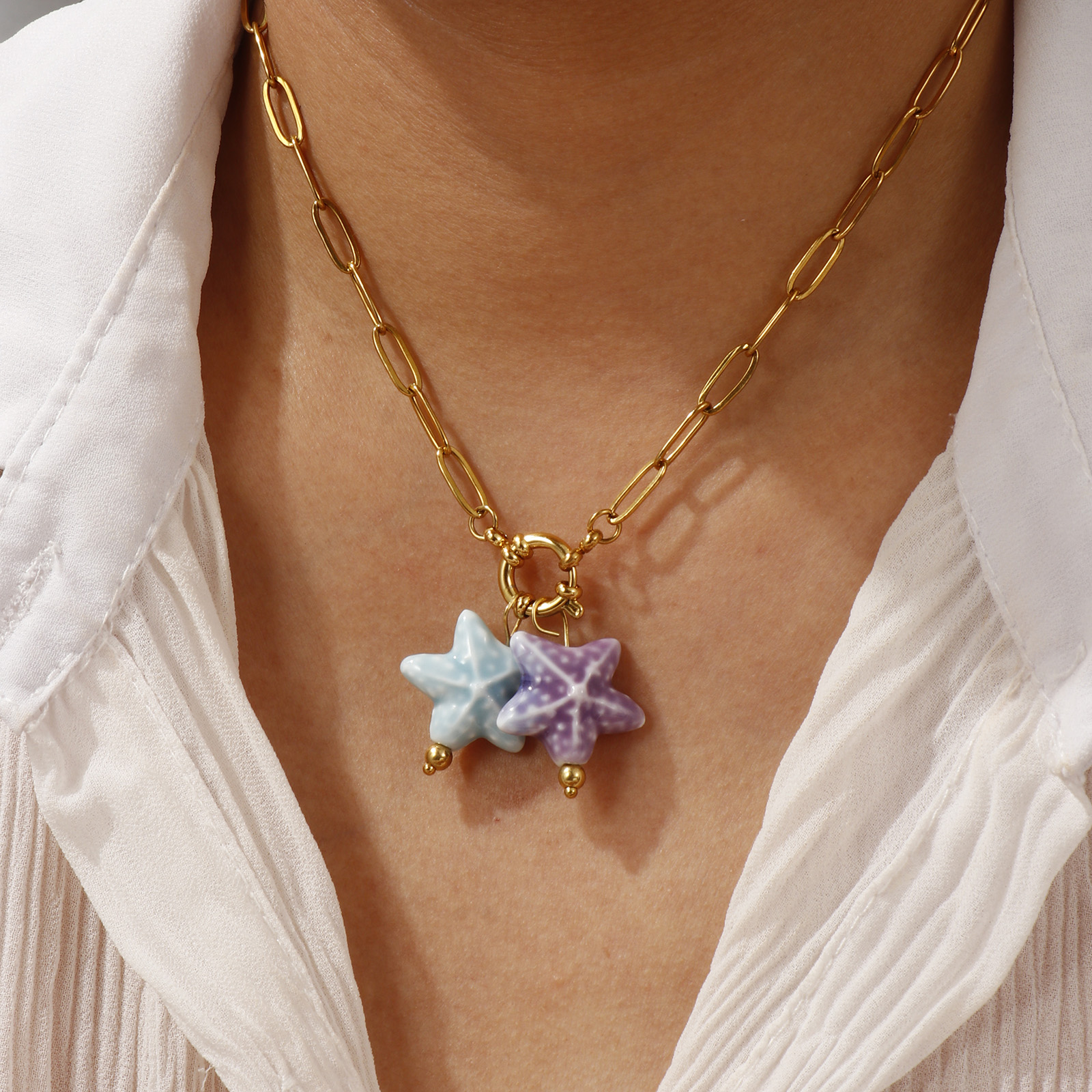 Bild von 18K Vergoldet Büroklammerkette Seesterne Anhänger Halskette, 304 Edelstahl & Keramik 40cm, Für Frauen, Helllila Süß Ozean Schmuck Geschenk, Umweltfreundliche PVD-Vakuumbeschichtung, 1 Strang