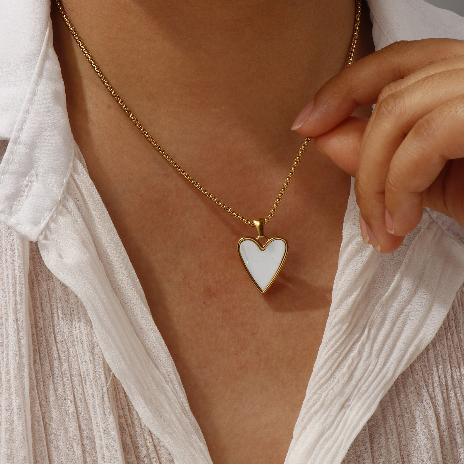 Bild von 18K Echtgold plattiert Venezianerkette Herz Anhänger Halskette, 304 Edelstahl & Natürliche Muschel 45cm + 5cm, Für Frauen, Weiß Stilvoll Valentinstag Geschenk, Umweltfreundliche PVD-Vakuumbeschichtung, 1 Strang