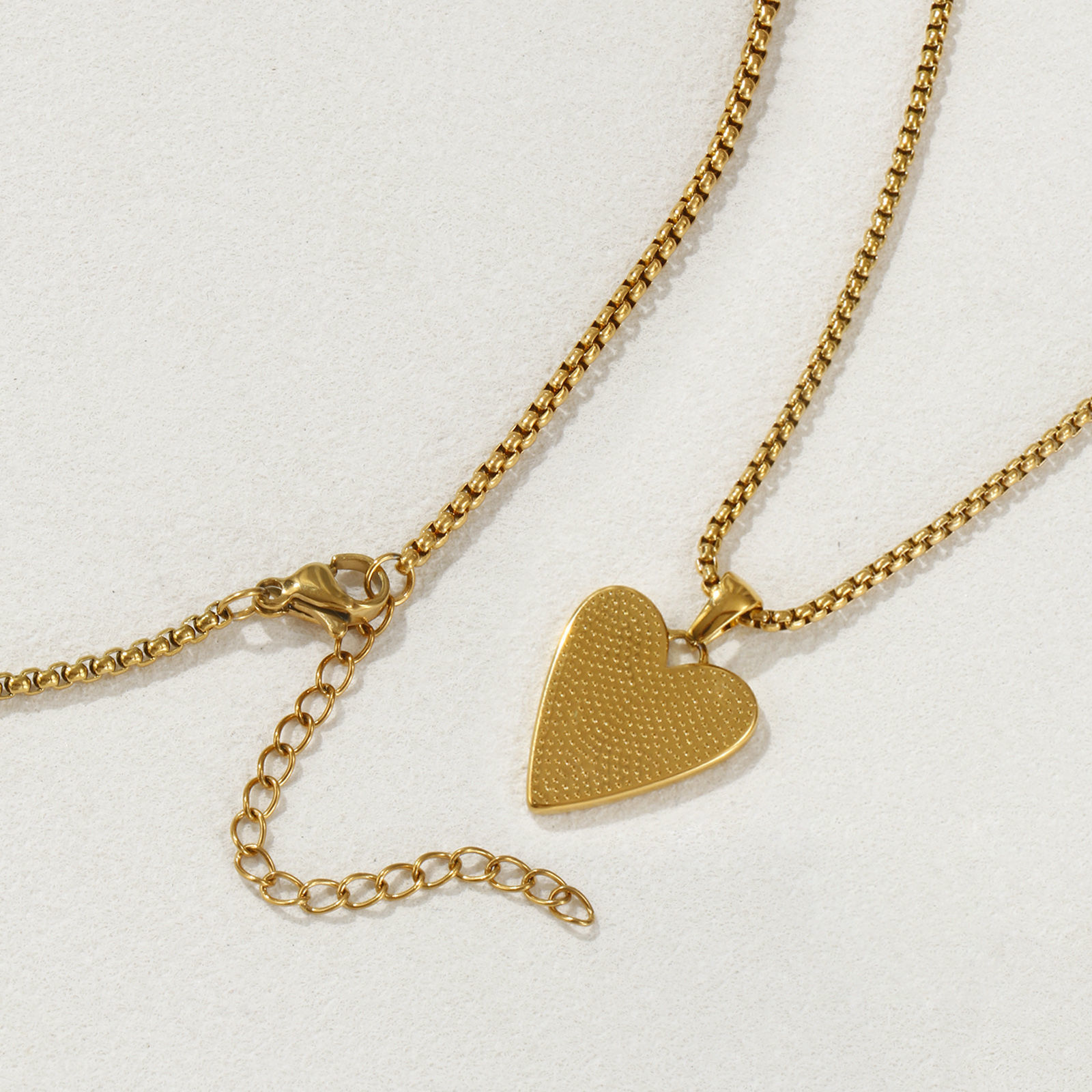Bild von 18K Echtgold plattiert Venezianerkette Herz Anhänger Halskette, 304 Edelstahl & Natürliche Muschel 45cm + 5cm, Für Frauen, Weiß Stilvoll Valentinstag Geschenk, Umweltfreundliche PVD-Vakuumbeschichtung, 1 Strang