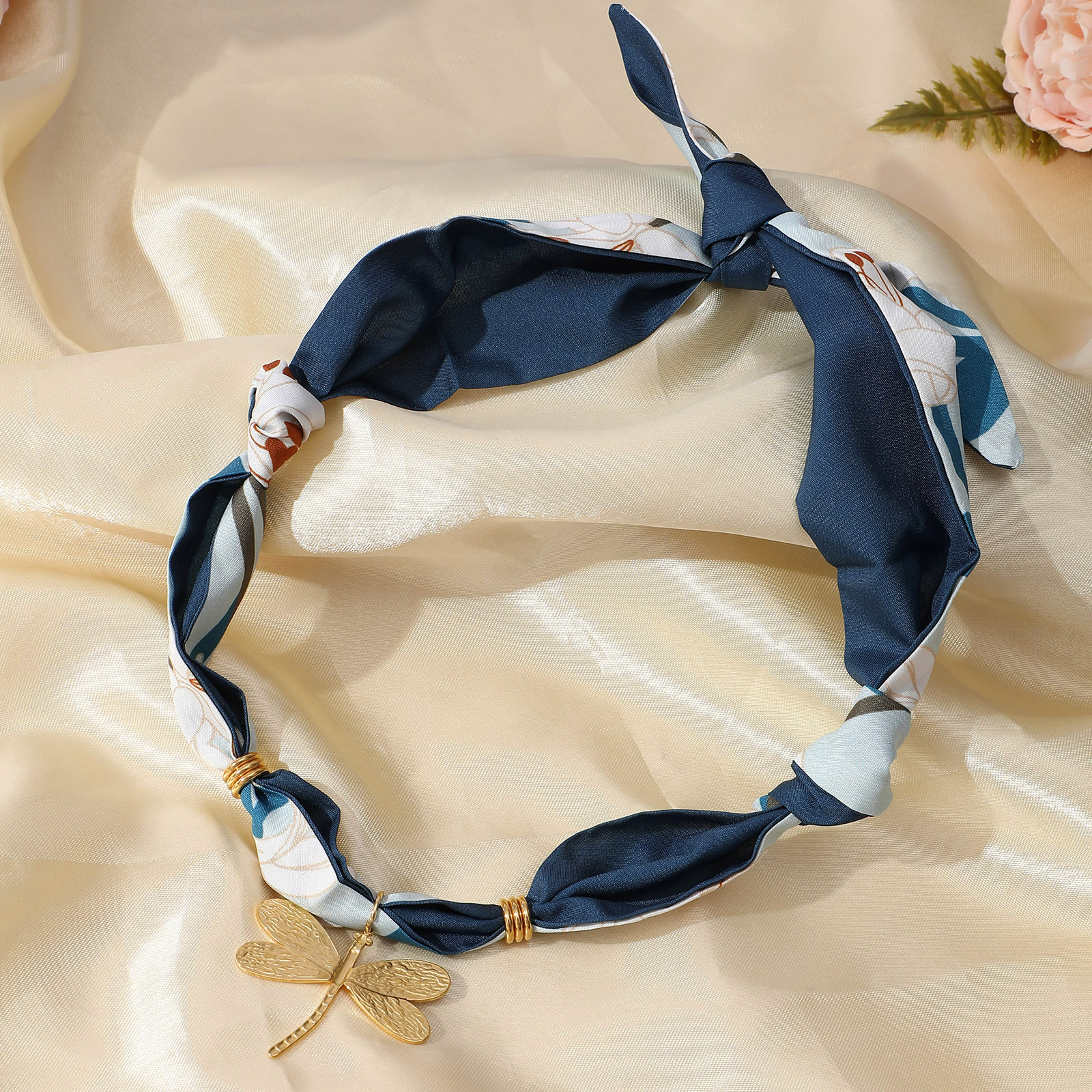 Picture of 18K Real Gold Plated Dragonfly Animal Pendant Charm Scarf Necklace, 304 Stainless Steel & Polyester 80cm(31.5"), For Women, Lily Flower Ink Blue Dainty Pastoral Style Gift, Eco-friendly PVD Vacuum Plating, 1 Piece