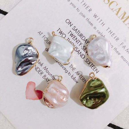 Picture for category Pearl Pendants/Charms