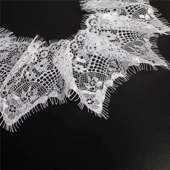 Immagine di 1 Piece Polyamide Nylon Lace Trim White 300cm x 10cm