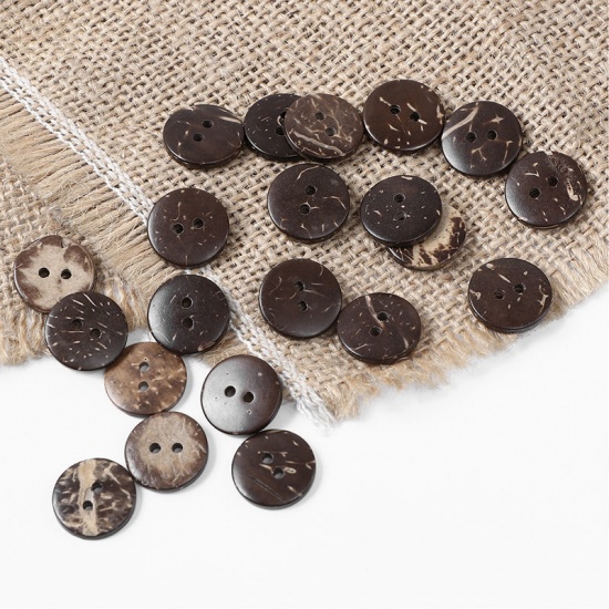 ココナッツの殻 縫製 ボタン 2つ穴 円形 ブラウン 15mm 直径、 100 個 の画像