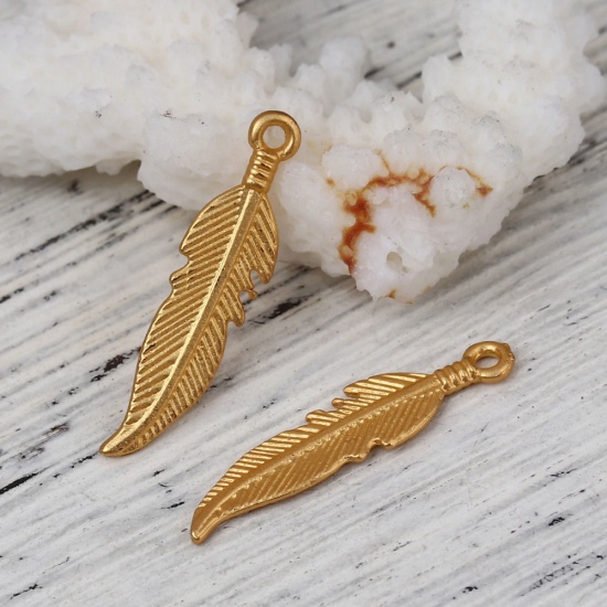 Zinc Based Alloy Charms Feather Matt Gold 26mm(1") x 6mm( 2/8"), 10 PCs の画像