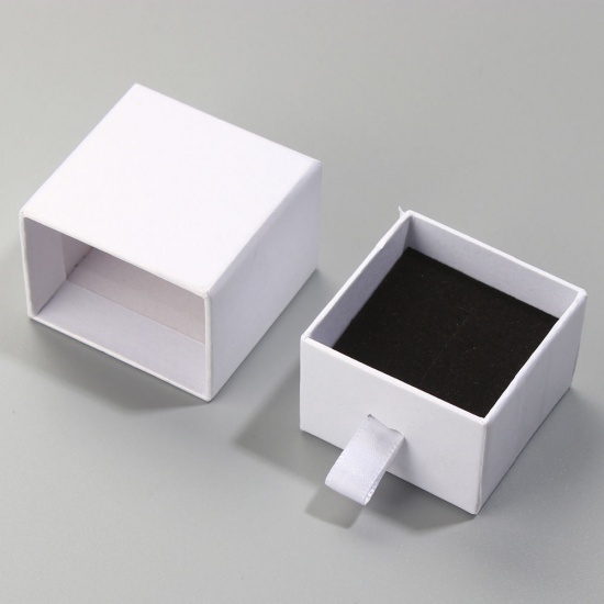 Picture of Paper Jewelry Gift Boxes Rectangle White 9.3cm(3 5/8") x 9.1cm(3 5/8") , 2 PCs